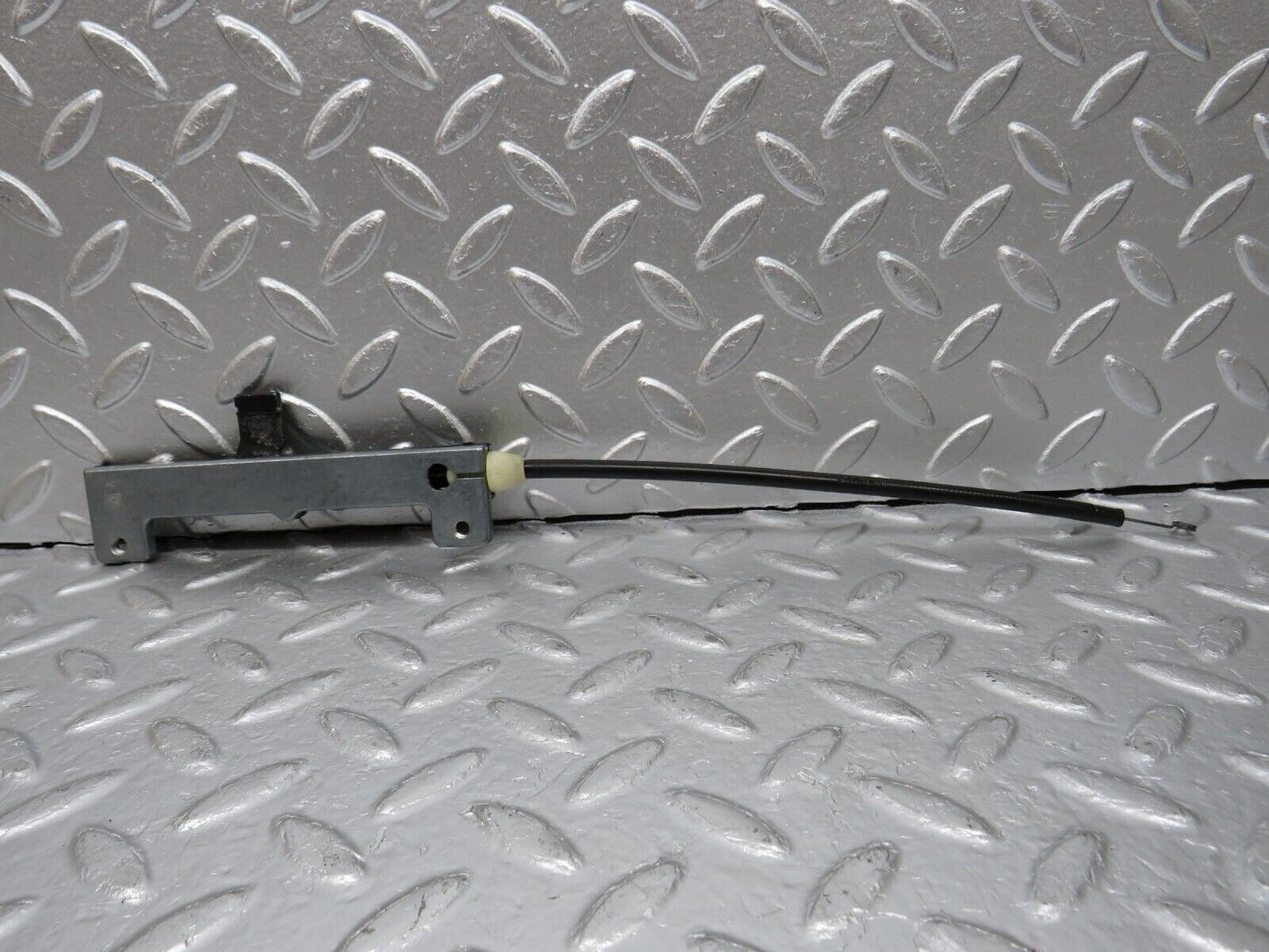 31032 Mercedes-Benz W123 230E Heater Control Slider 1238300185