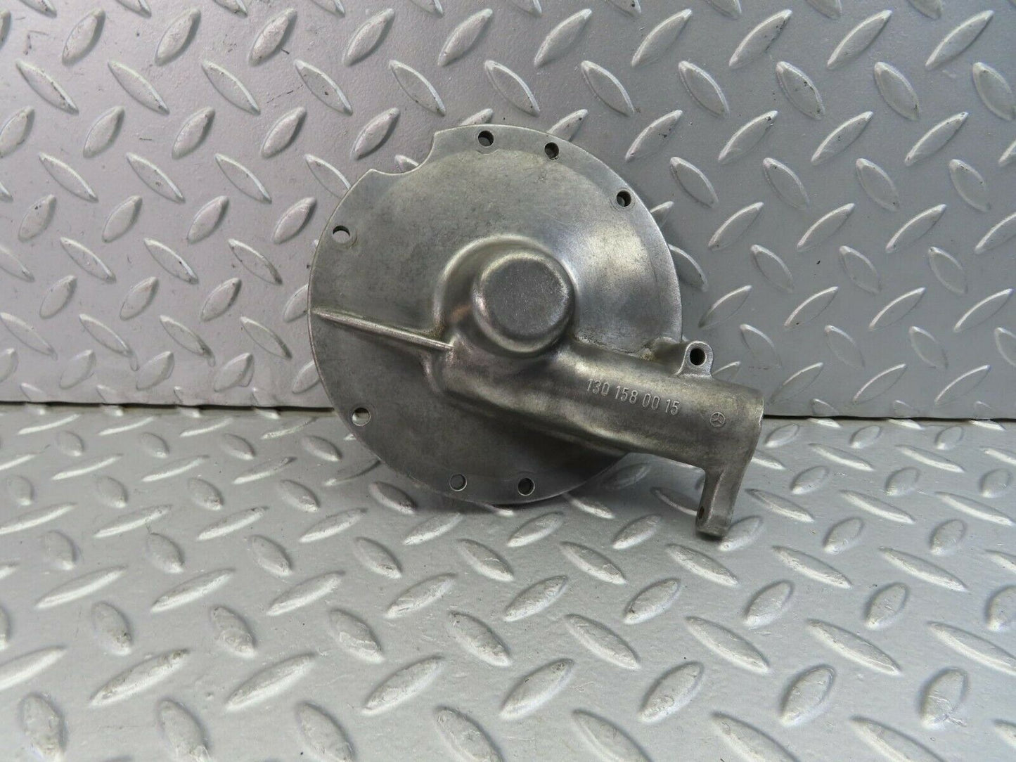 9104 Mercedes-Benz W108 Distributor Housing 1301580015
