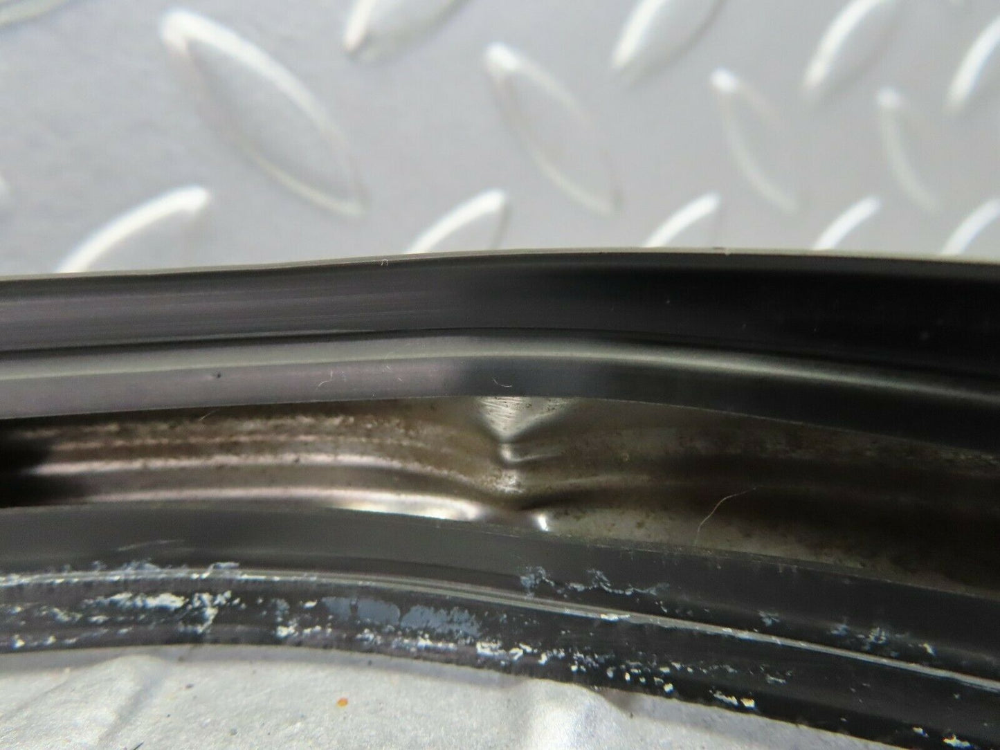 7767 Mercedes-Benz S123 230TE Wagon Centre Fender Chrome Trim Rear Left