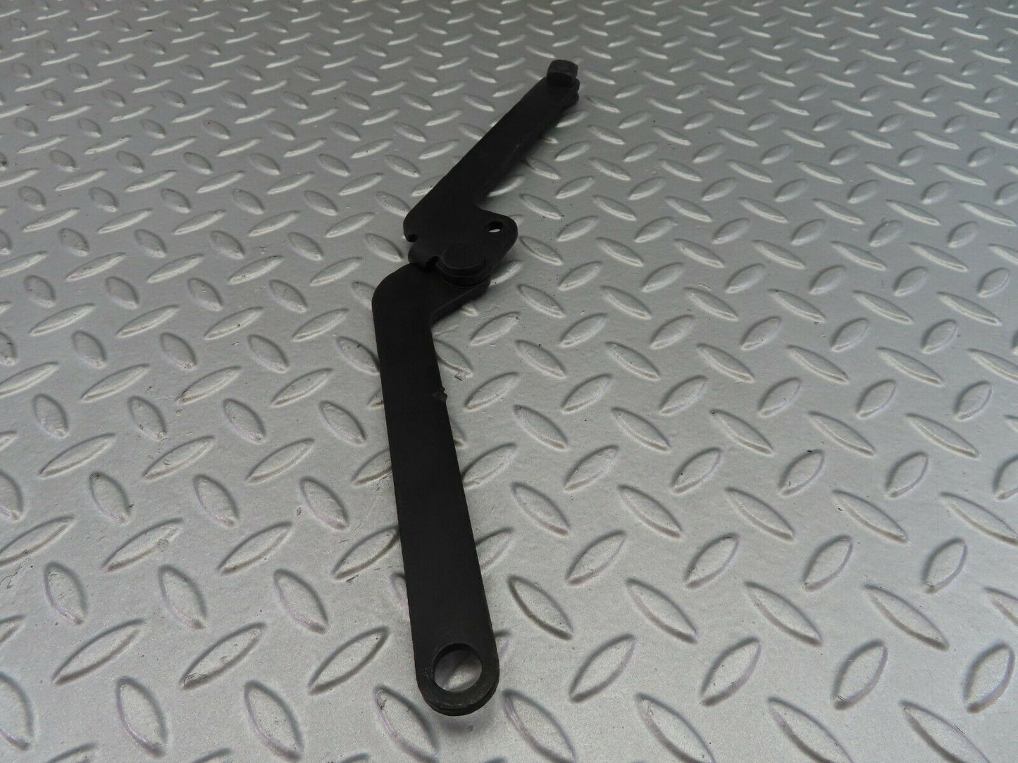 7357 Mercedes-Benz W116 450SE Bonnet Hinge Left Side