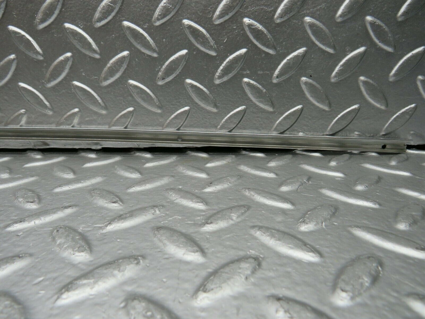 22586 Mercedes-Benz C124 E220 Coupe Sunroof Chrome Trim