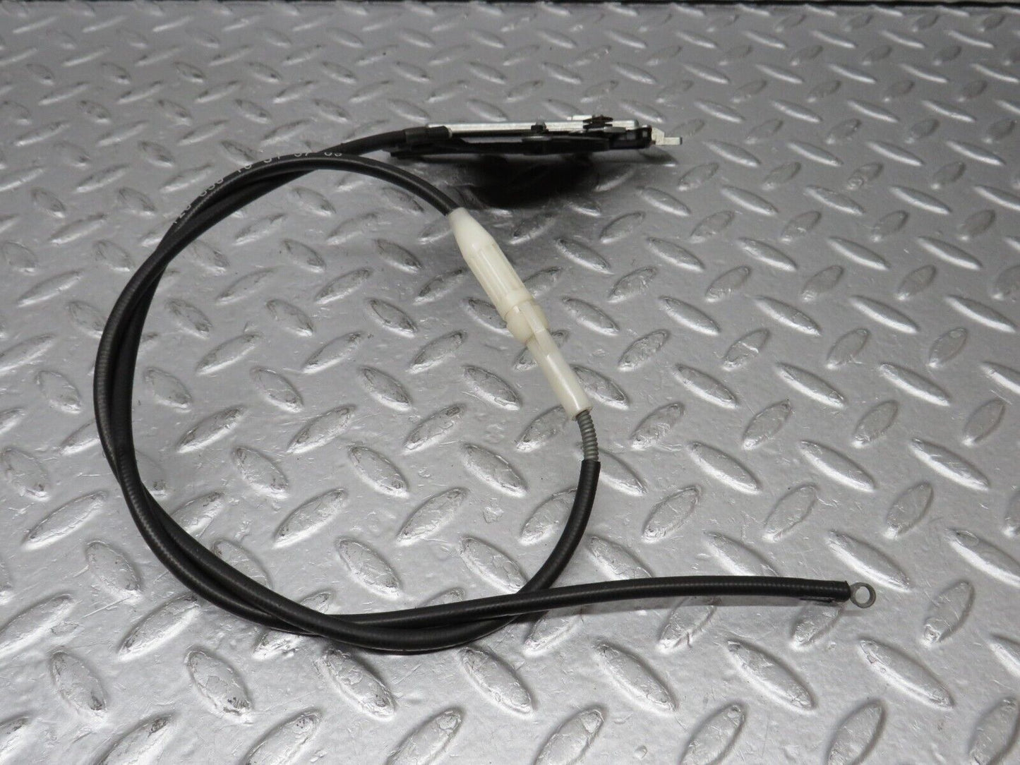 36201 Mercedes-Benz W126 420SE Rear Heater Regulator 1268300385 1268301631