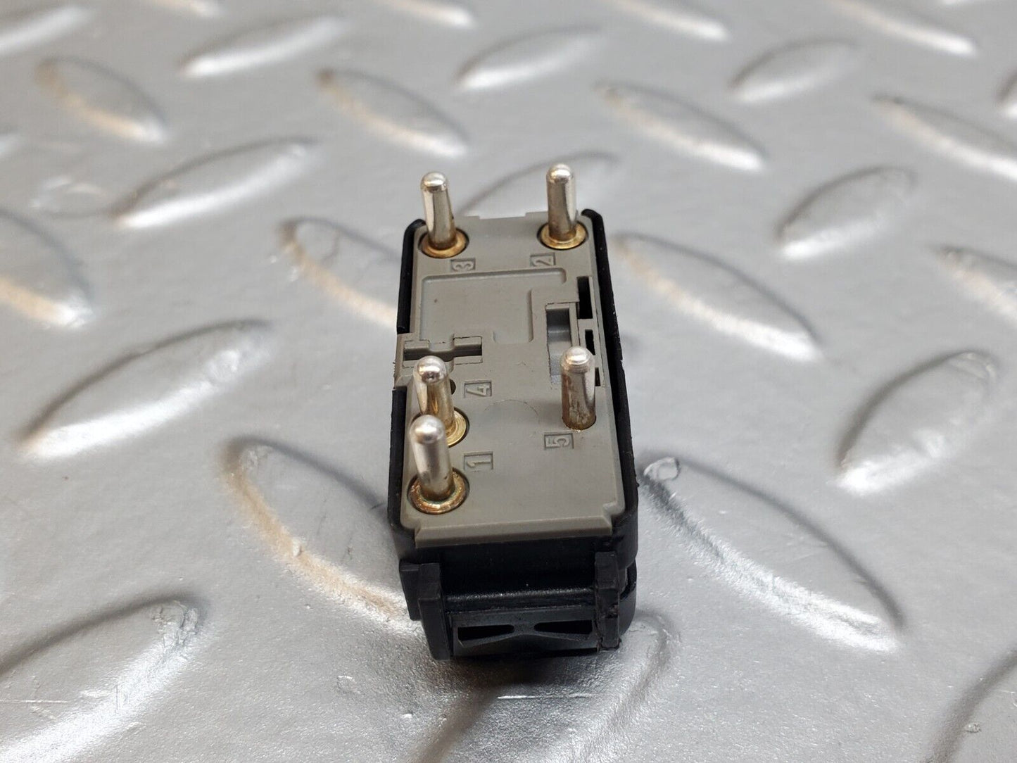 44720 Mercedes-Benz W124 220E Electric Window Switch Left Side 1248208910