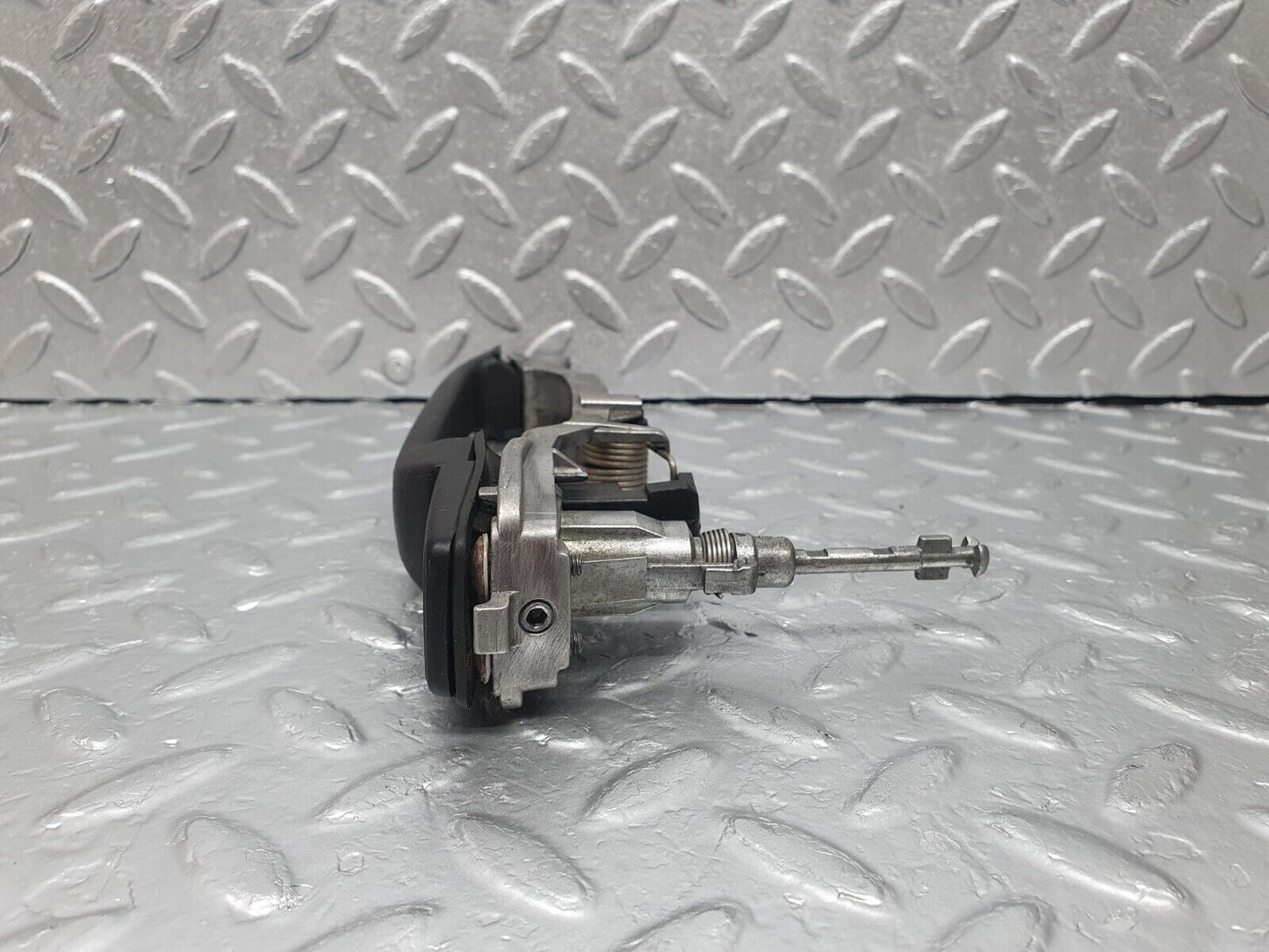 42787 Mercedes-Benz W201 190 Front Left Door Exterior Handle No Key