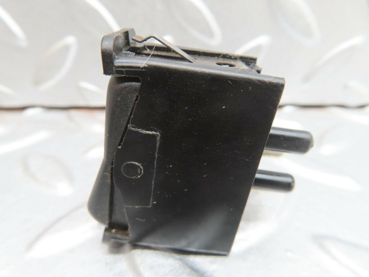 13672 Mercedes-Benz W123 200 Interior Light Switch 0008205910