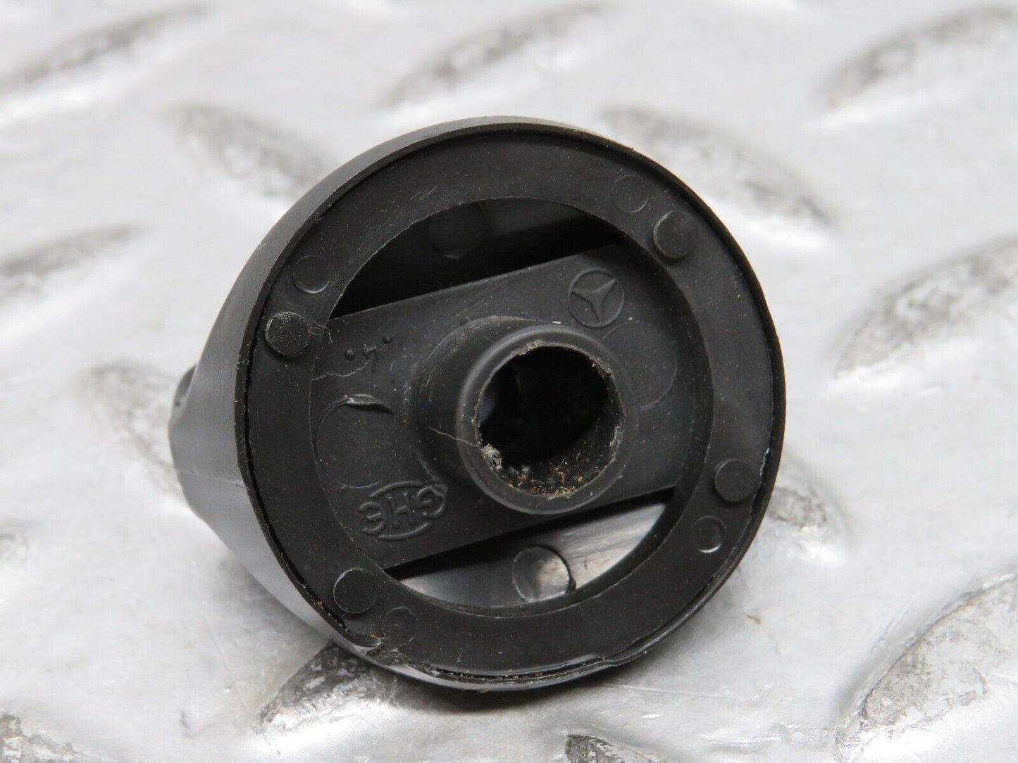 28868 Mercedes-Benz W123 230E Heater Control Knob Set