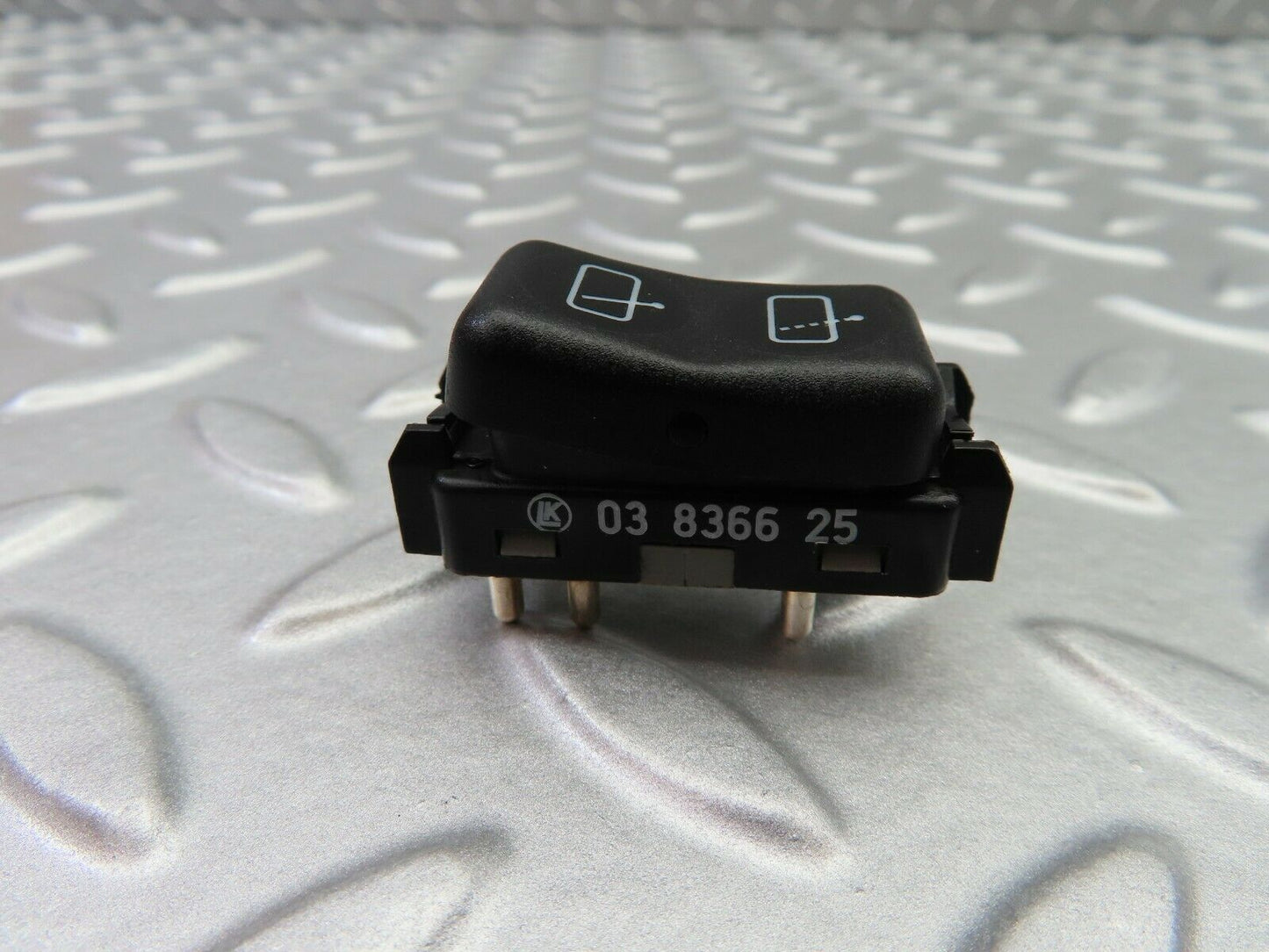 6469 Mercedes-Benz S124 E220 Wagon Windscreen Wiper Switch 1248210151