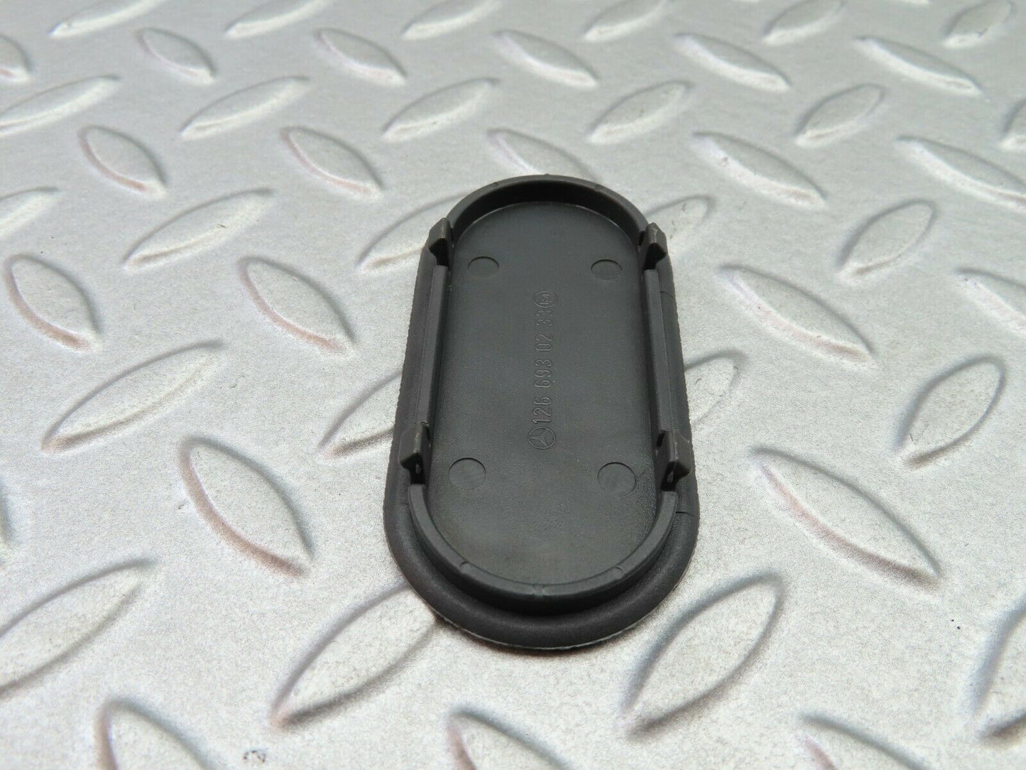 6122 Mercedes-Benz W126 380SE Cover For Glove Box 1266930233