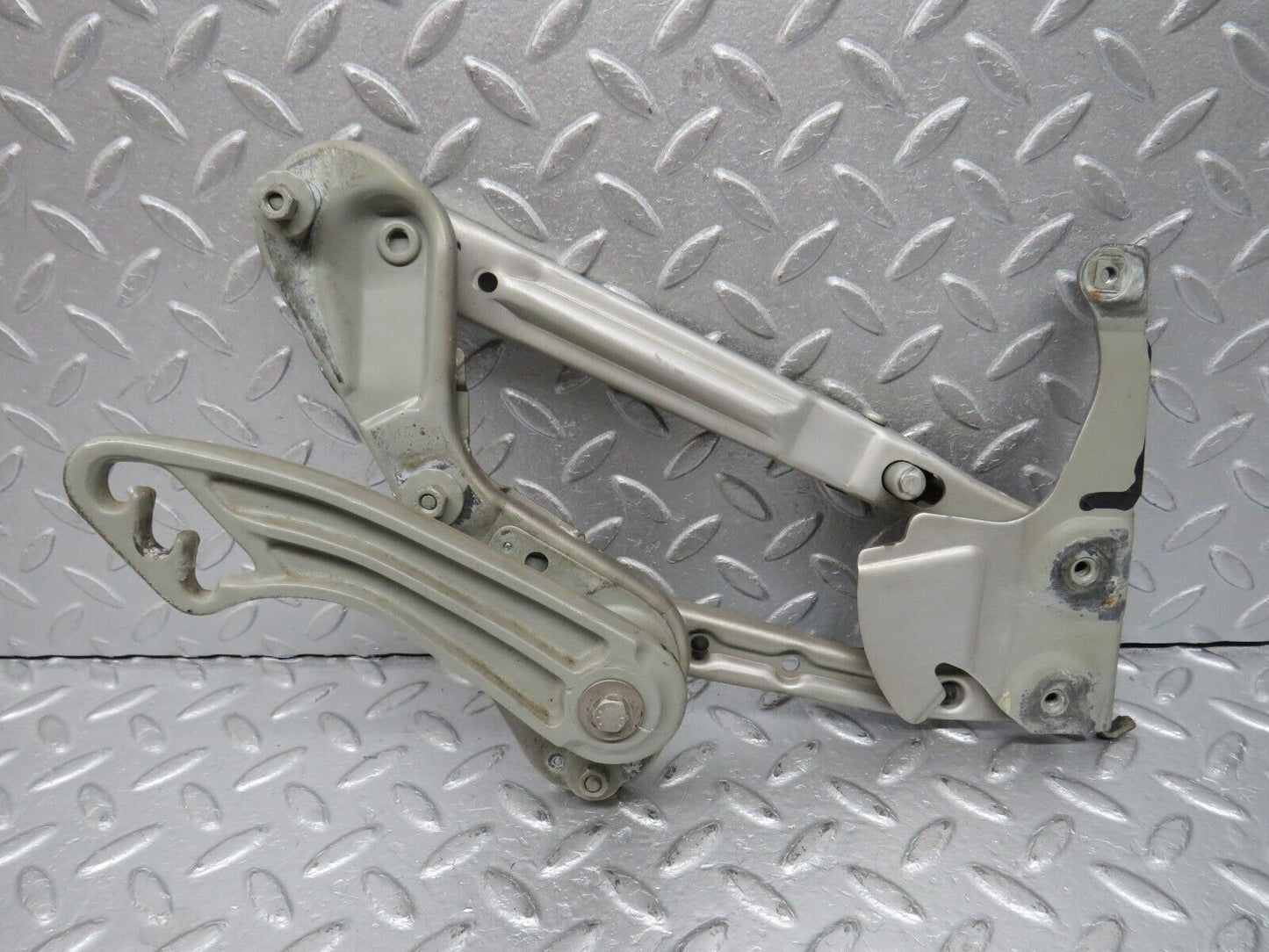 39451 Mercedes-Benz R129 320SL Coupe Bonnet Hinge Left Side 1298800128 1298870174
