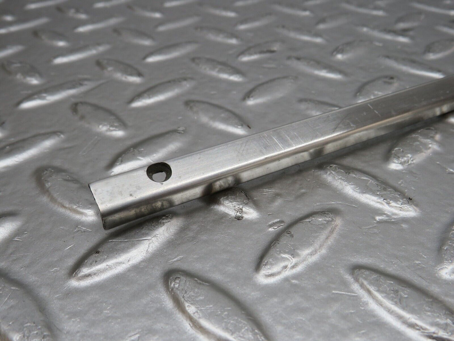 34218 Mercedes-Benz W124 260E Sunroof Chrome Trim
