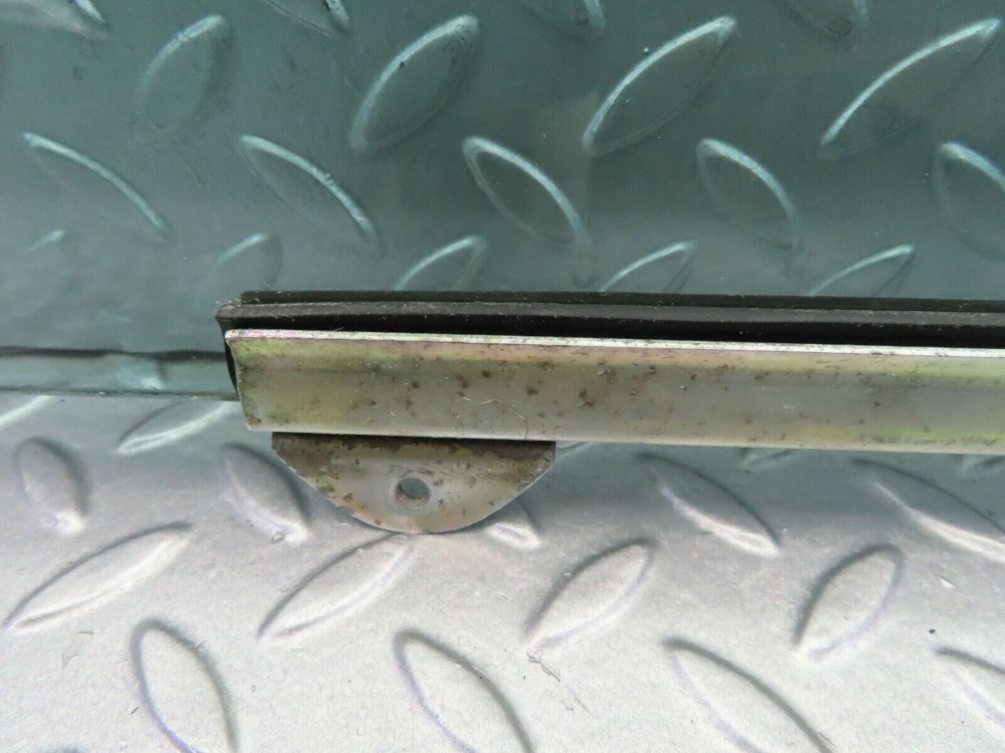 7886 Mercedes-Benz W115 220D Rear Left Door Window Glass