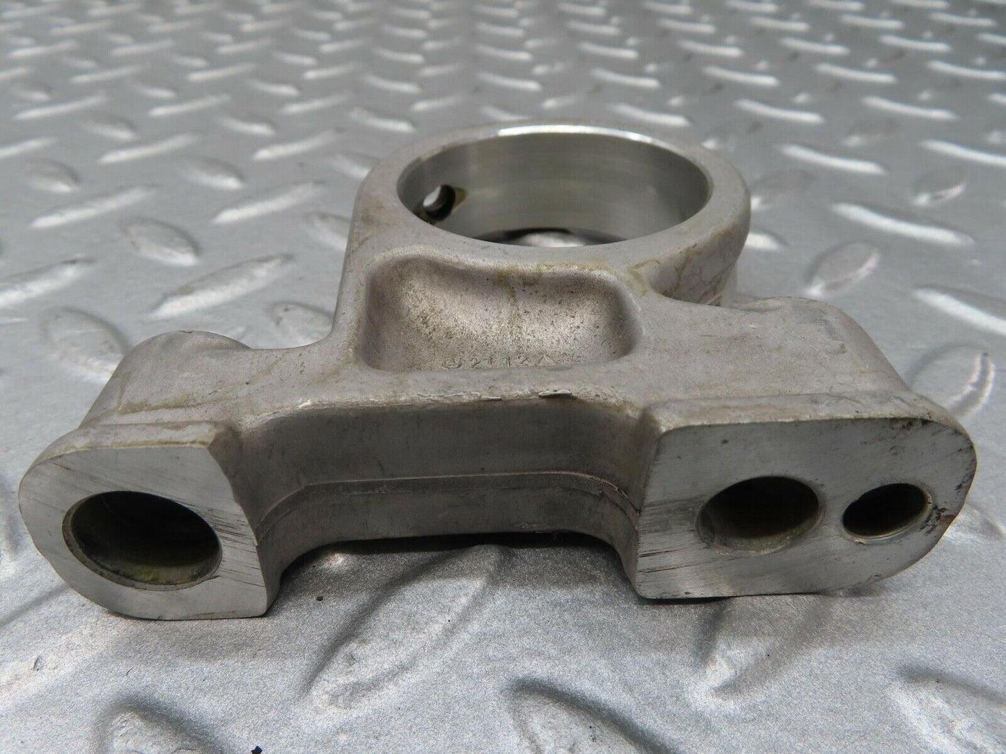 16551 Mercedes-Benz C107 350SLC Coupe Camshaft Tower Bearing 1160512112