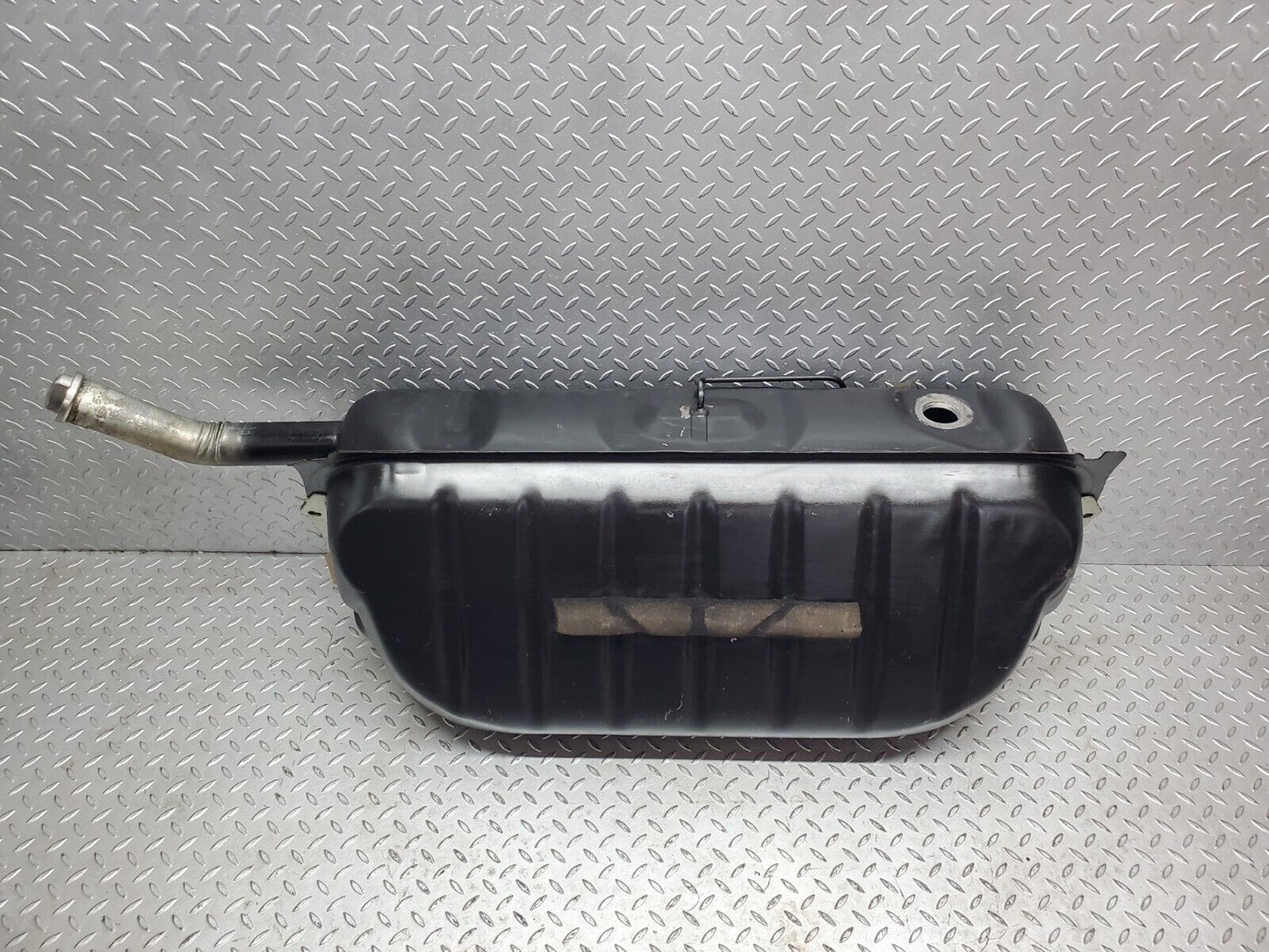 44441 Mercedes-Benz W123 280E Fuel Tank
