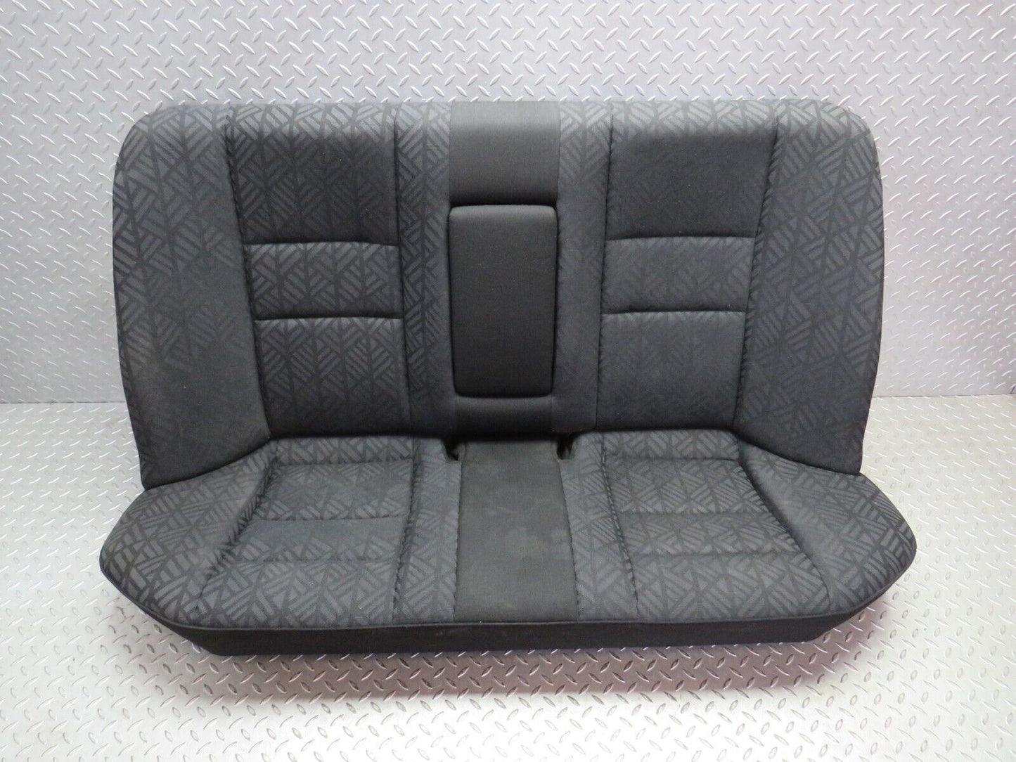 33340 Mercedes-Benz W202 C180 Rear Seat 2029200550 2029202916