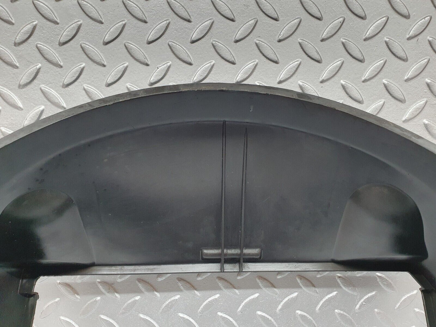 41467 Mercedes-Benz W124 200E Radiator Fan Shroud Fan Cover 1245050055