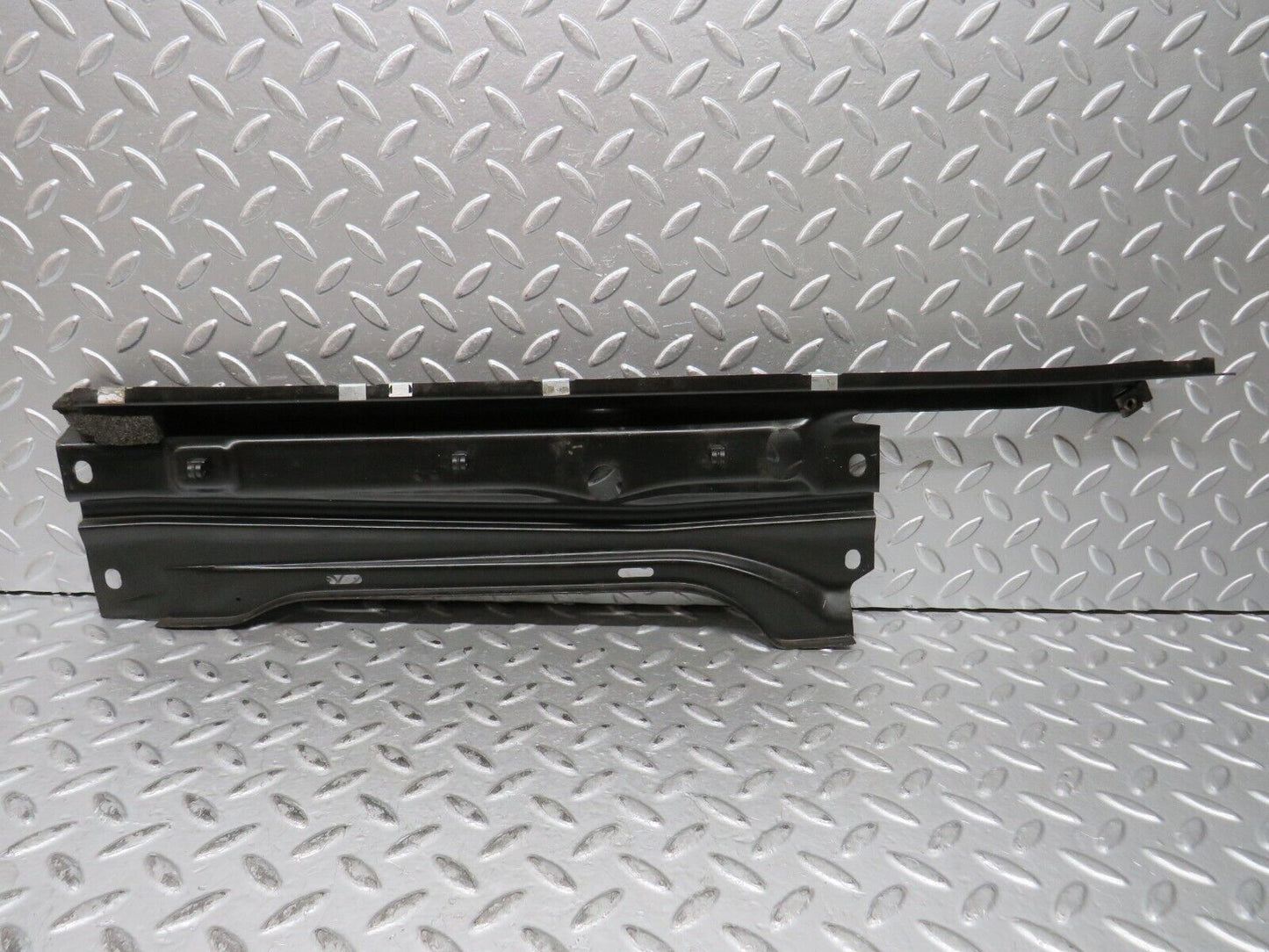 28989 Mercedes-Benz C124 320CE Coupe Rear Window Channel Support Right Side