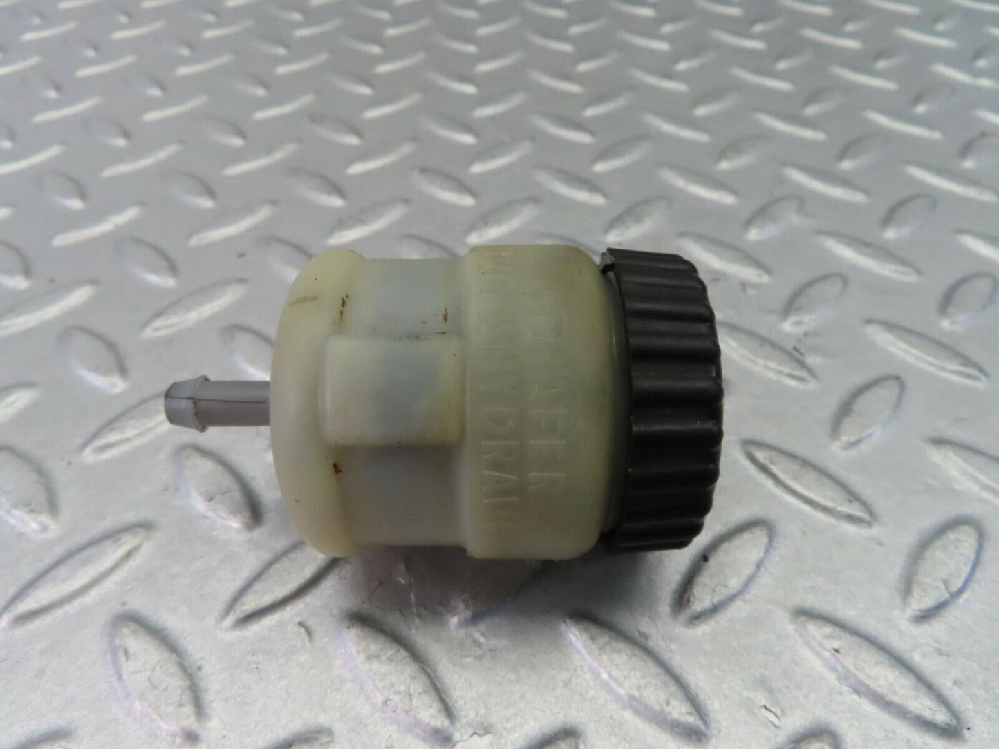 7978 Mercedes-Benz W115 220D Clutch Fluid Reservoir