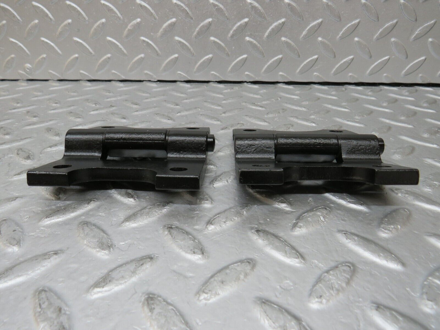 35386 Mercedes-Benz R107 280SL Door Hinge Left