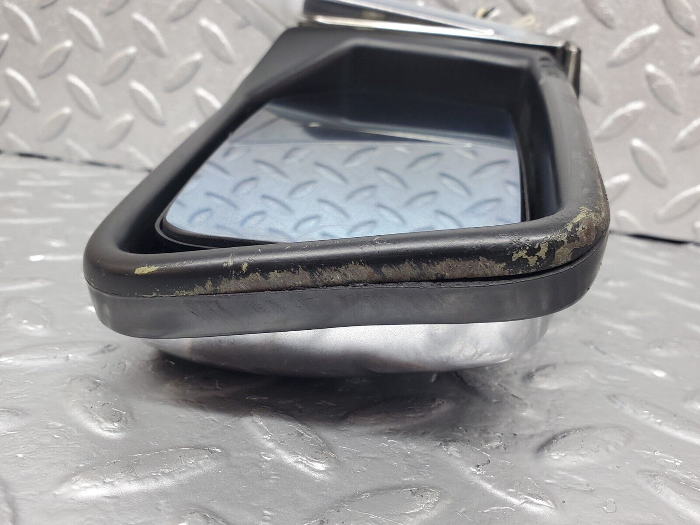 44527 Mercedes-Benz W123 280E Electric Wing Mirror Left 1238111141 1238110541 1238110361