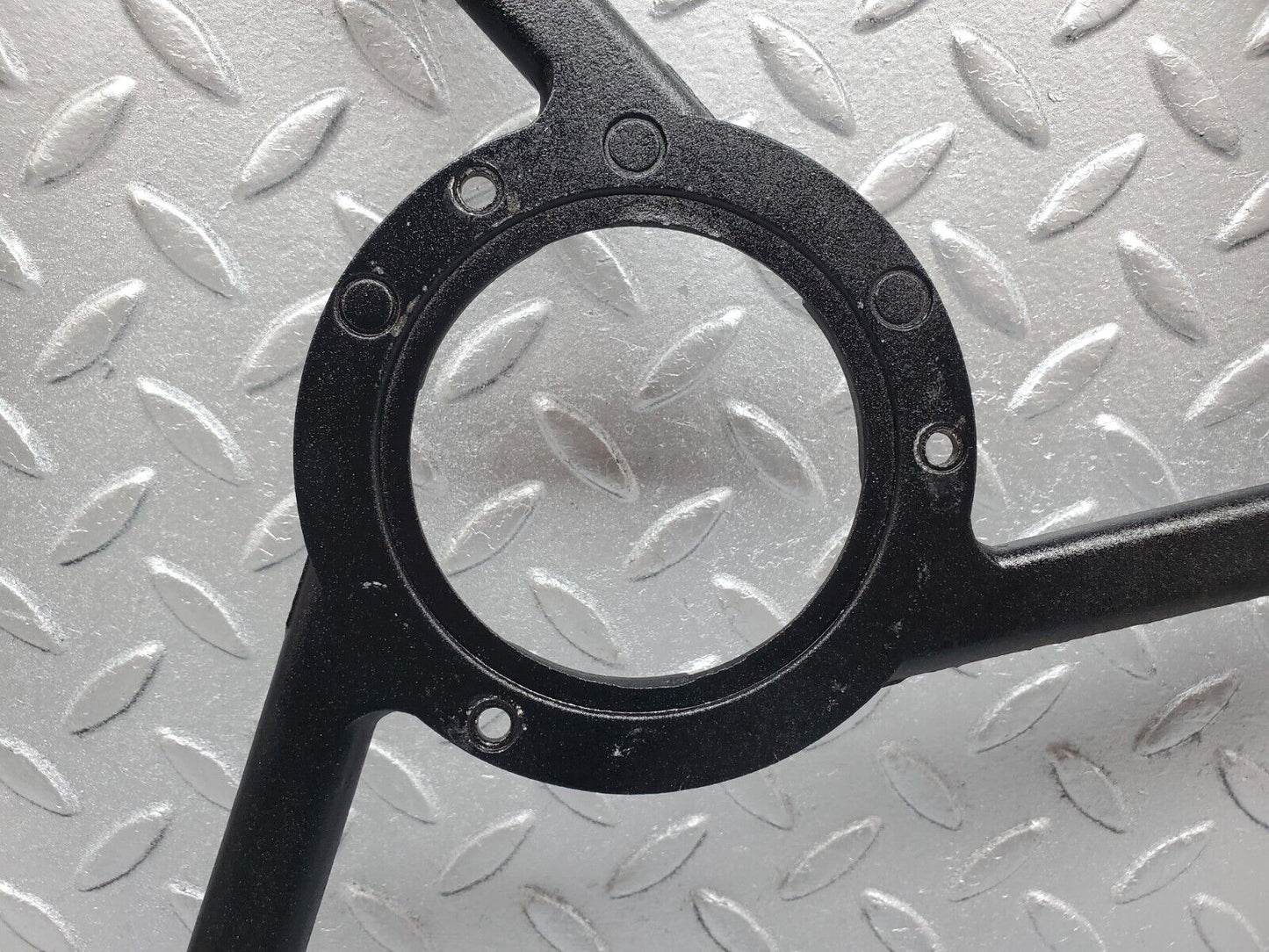 45913 Mercedes-Benz W126 420SE Engine Cooling Fan Bracket Frame