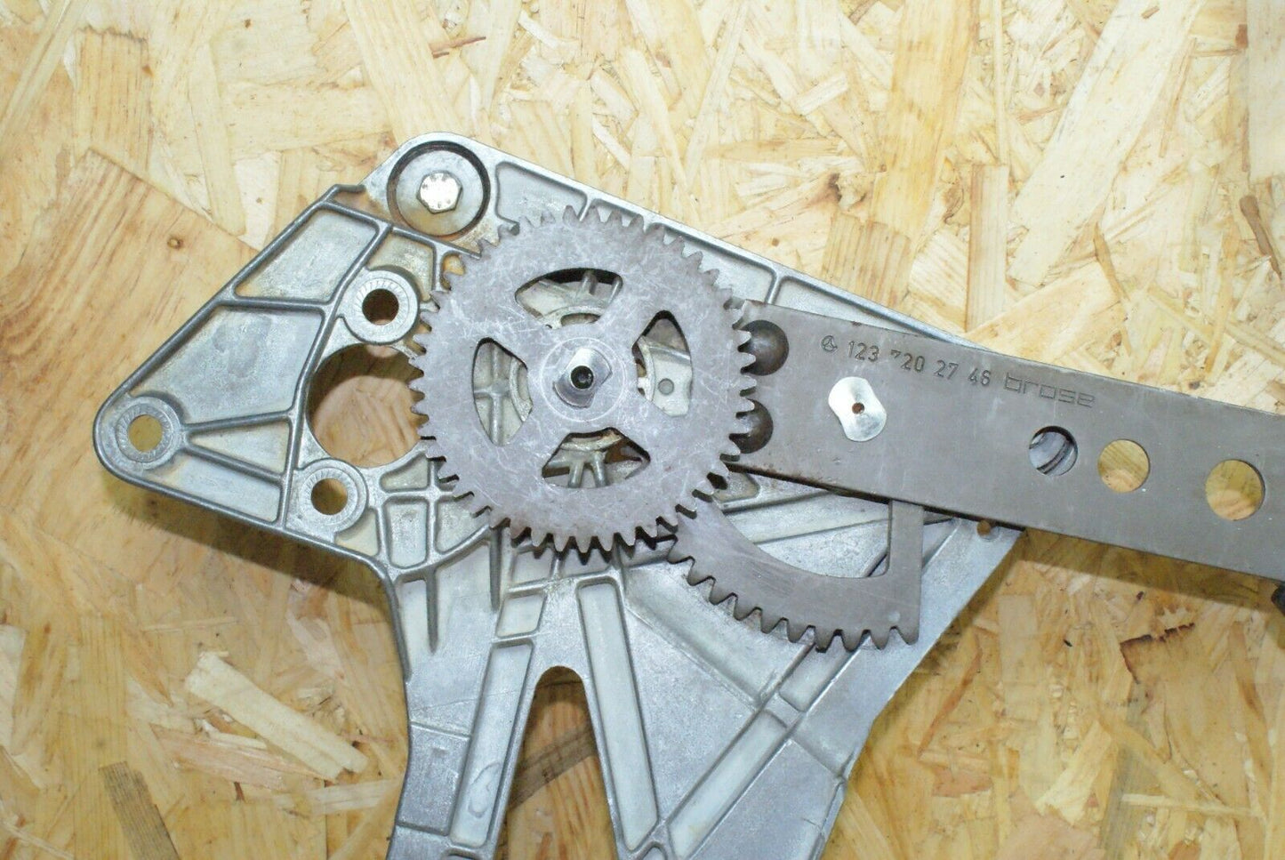 2281 Mercedes-Benz W123 280E Front Left Power Window Regulator 1237202746