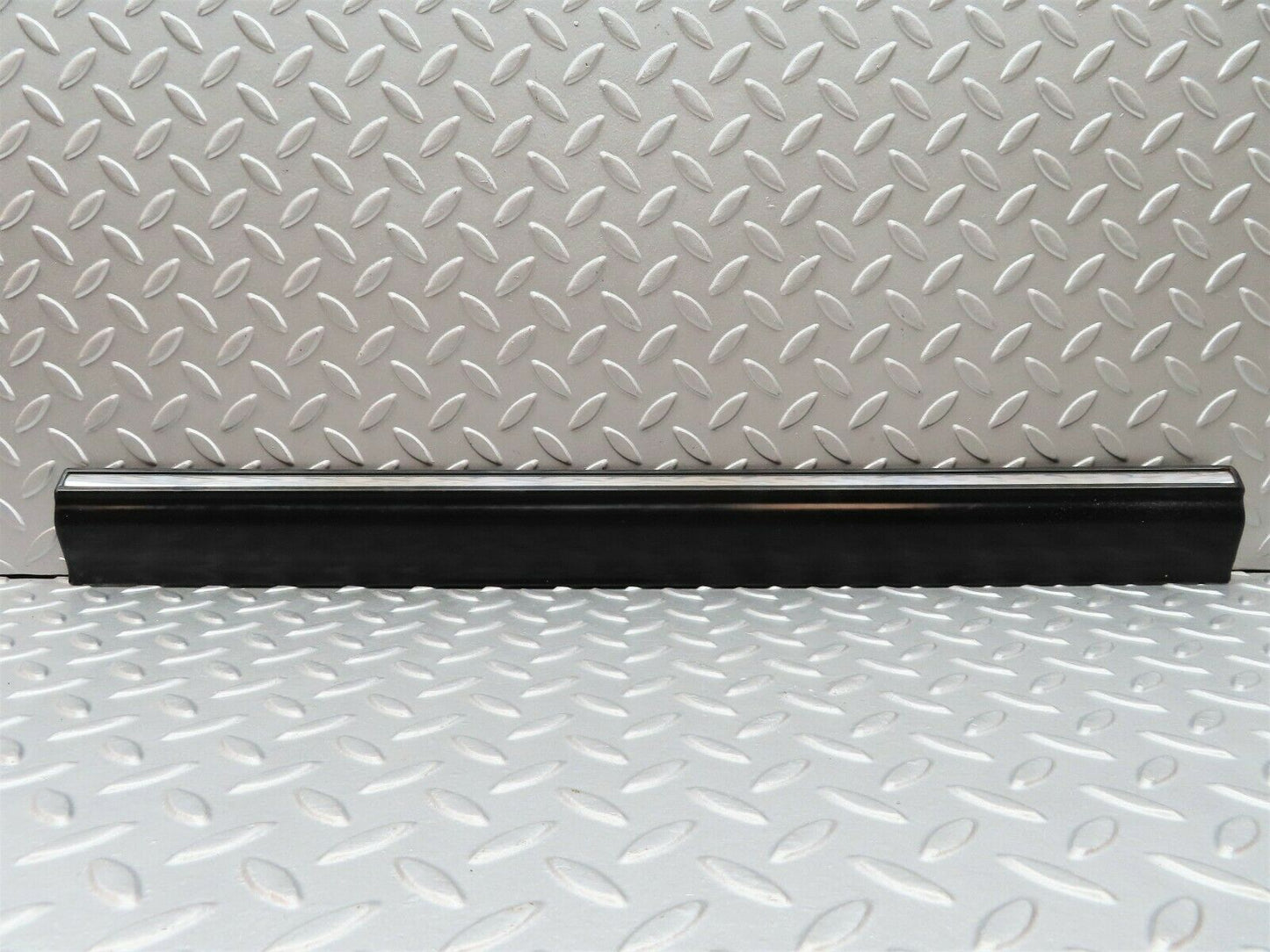 3698 Mercedes-Benz S123 200T Wagon Rear Right Door Lower Trim