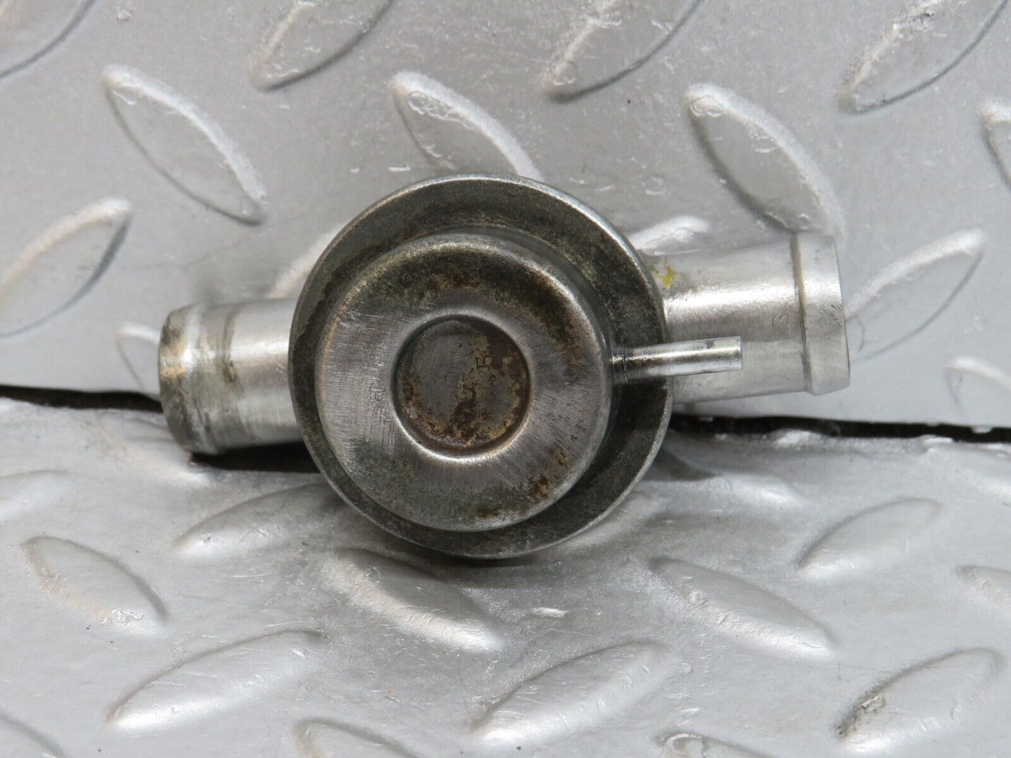 38111 Mercedes-Benz A124 320E Cabriolet EGR Exhaust Gas Recirculation Valve