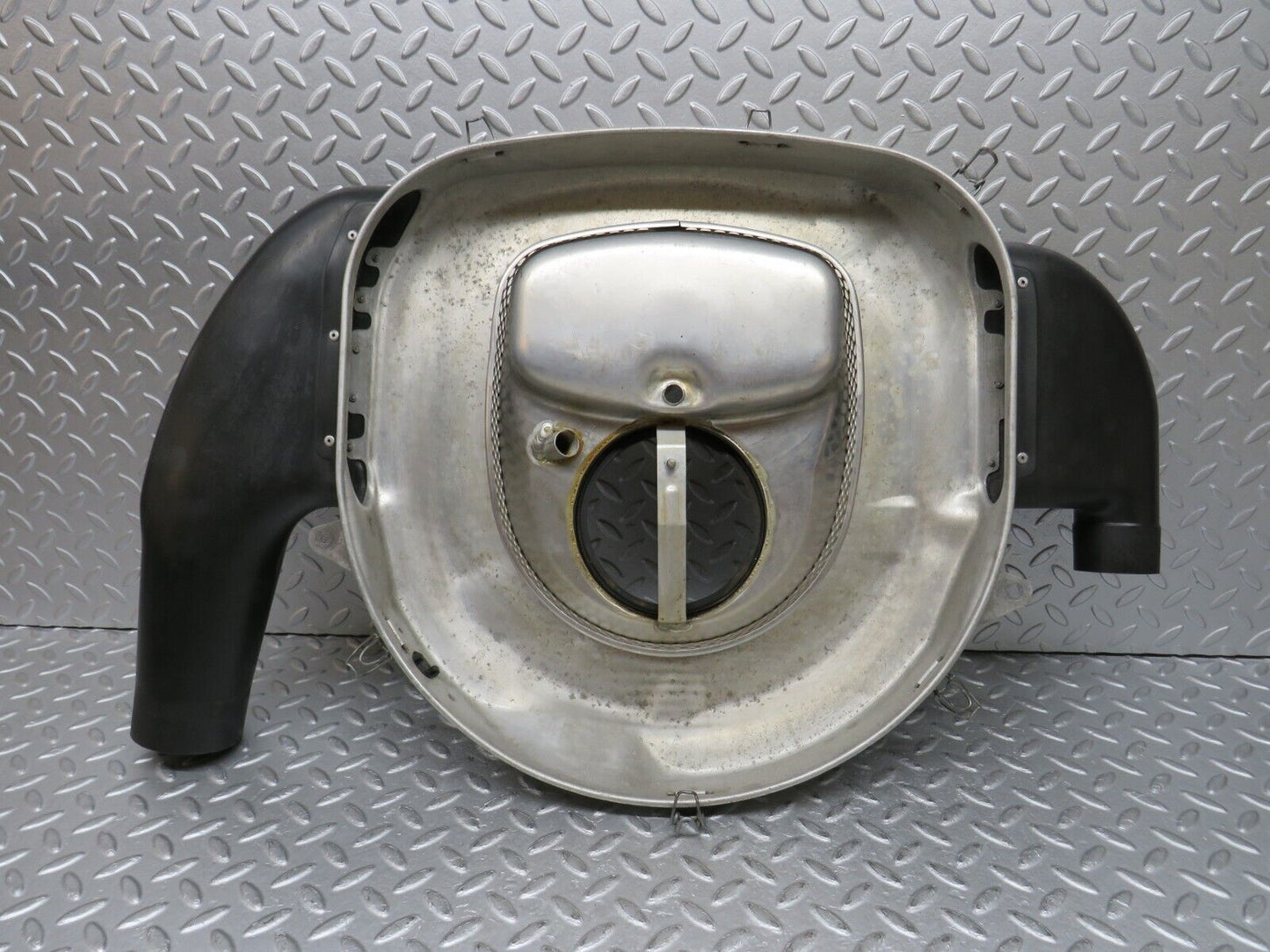 36239 Mercedes-Benz W126 420SE Aluminium Air Filter Box Housing 0130946802