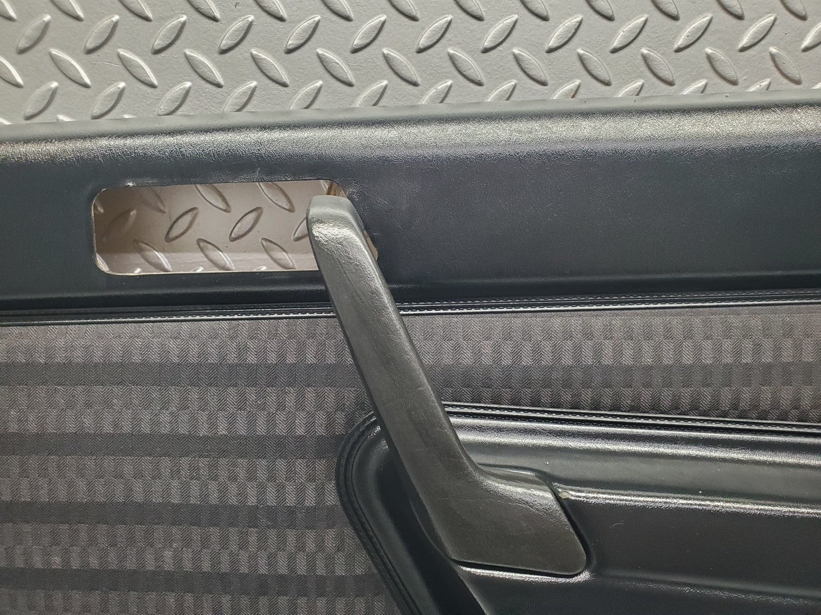 W201 Baby Benz front right door card black used OEM