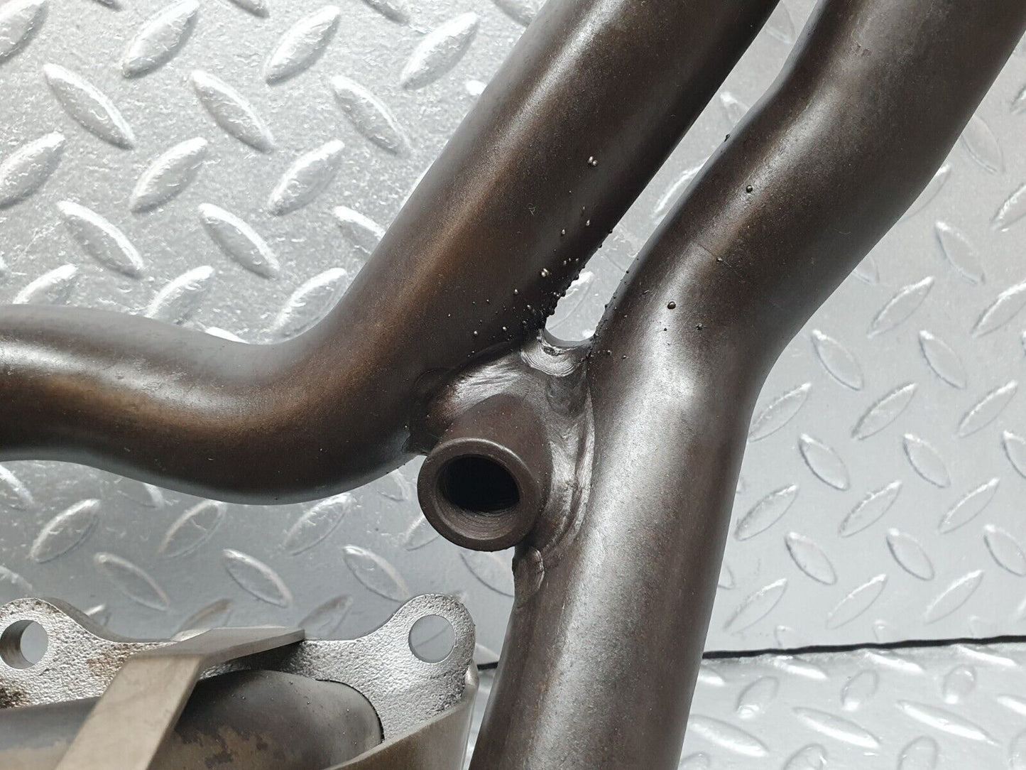 42091 Mercedes-Benz W202 C200 Exhaust Manifold 1111420140