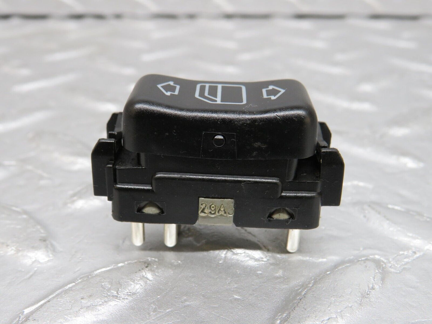 38086 Mercedes-Benz A124 320E Electric Window Switch Left Side 1248209310