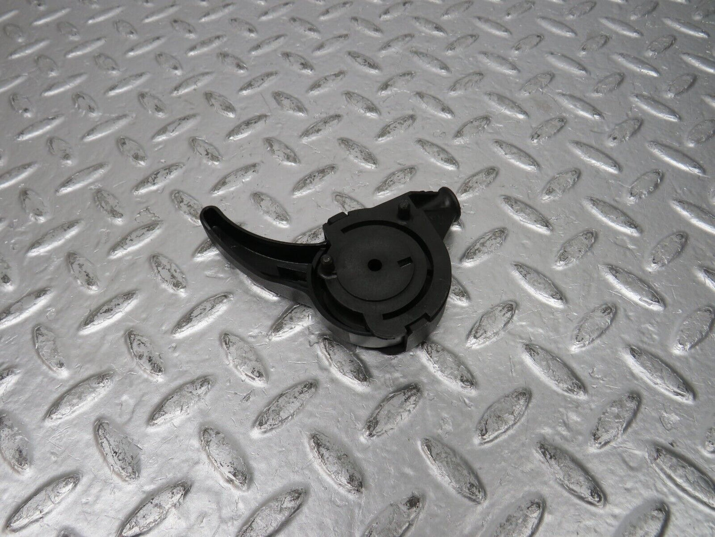 31601 Mercedes-Benz W201 190LE 1.8L Hood Opener Bonnet Opener Release