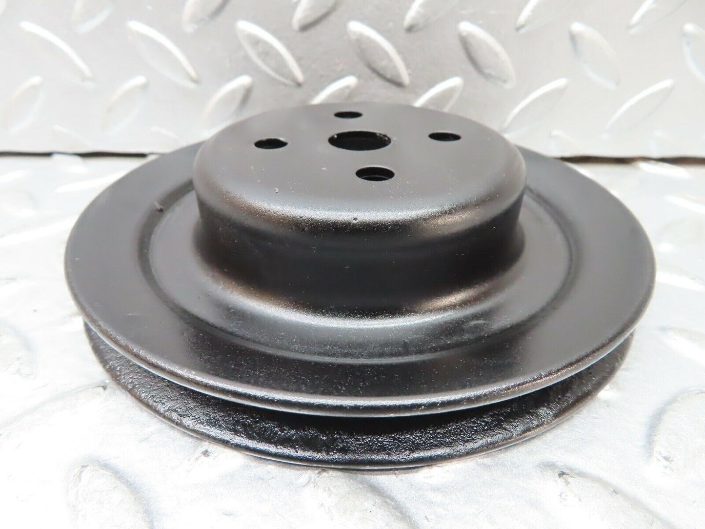 20485 Mercedes-Benz W114 280CE Coupe Water Pump Pulley