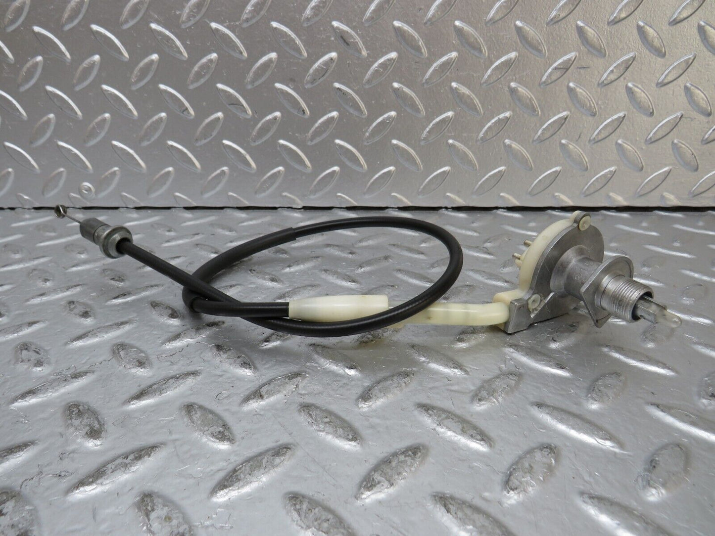 27153 Mercedes-Benz W123 280E Heater Control Unit