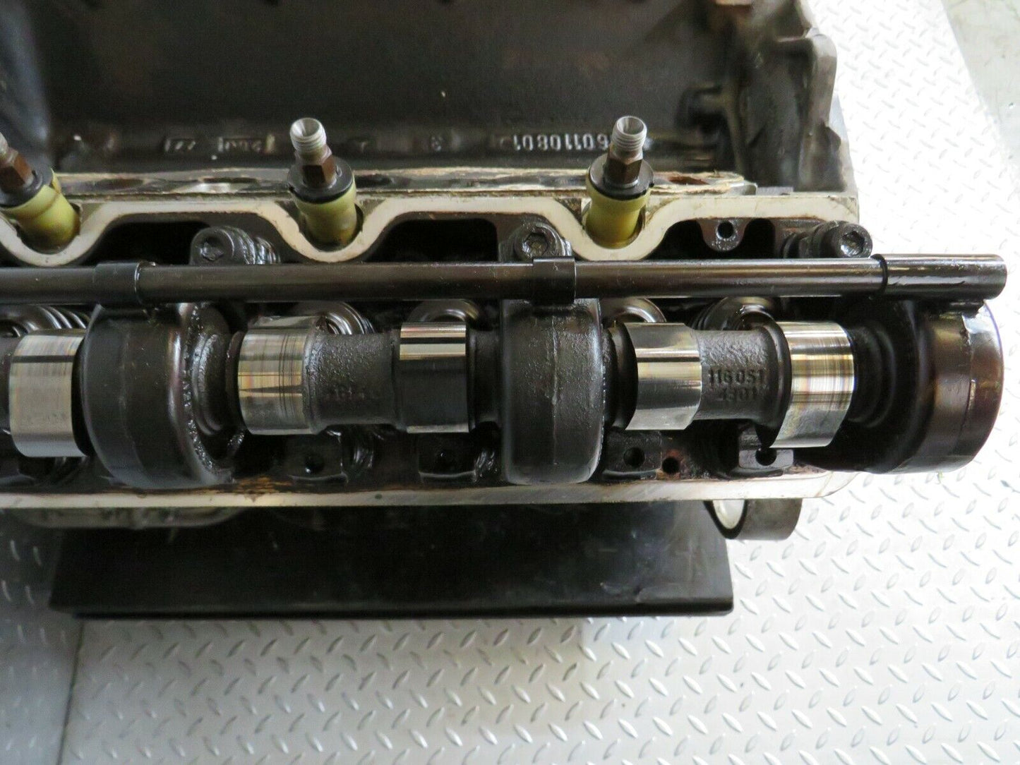 23426 Mercedes-Benz W116 350SE 8 Cylinder Petrol Engine 1160110801 M116.985