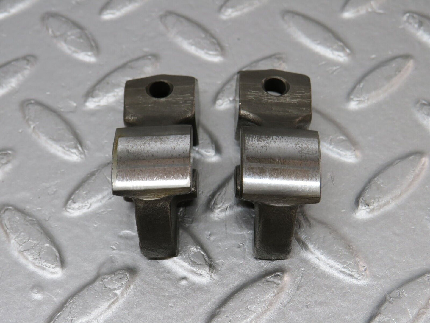 34560 Mercedes-Benz C126 380SEC Coupe Rocker Arm With Valve Tappet