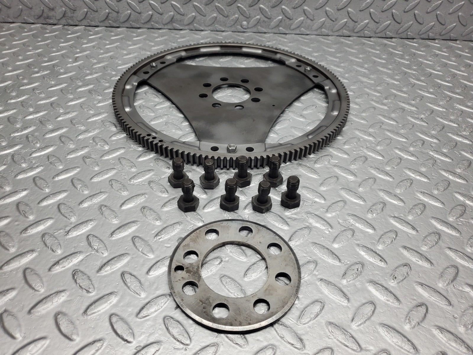 W126 Coupe flywheel starter ring with bolts used OEM