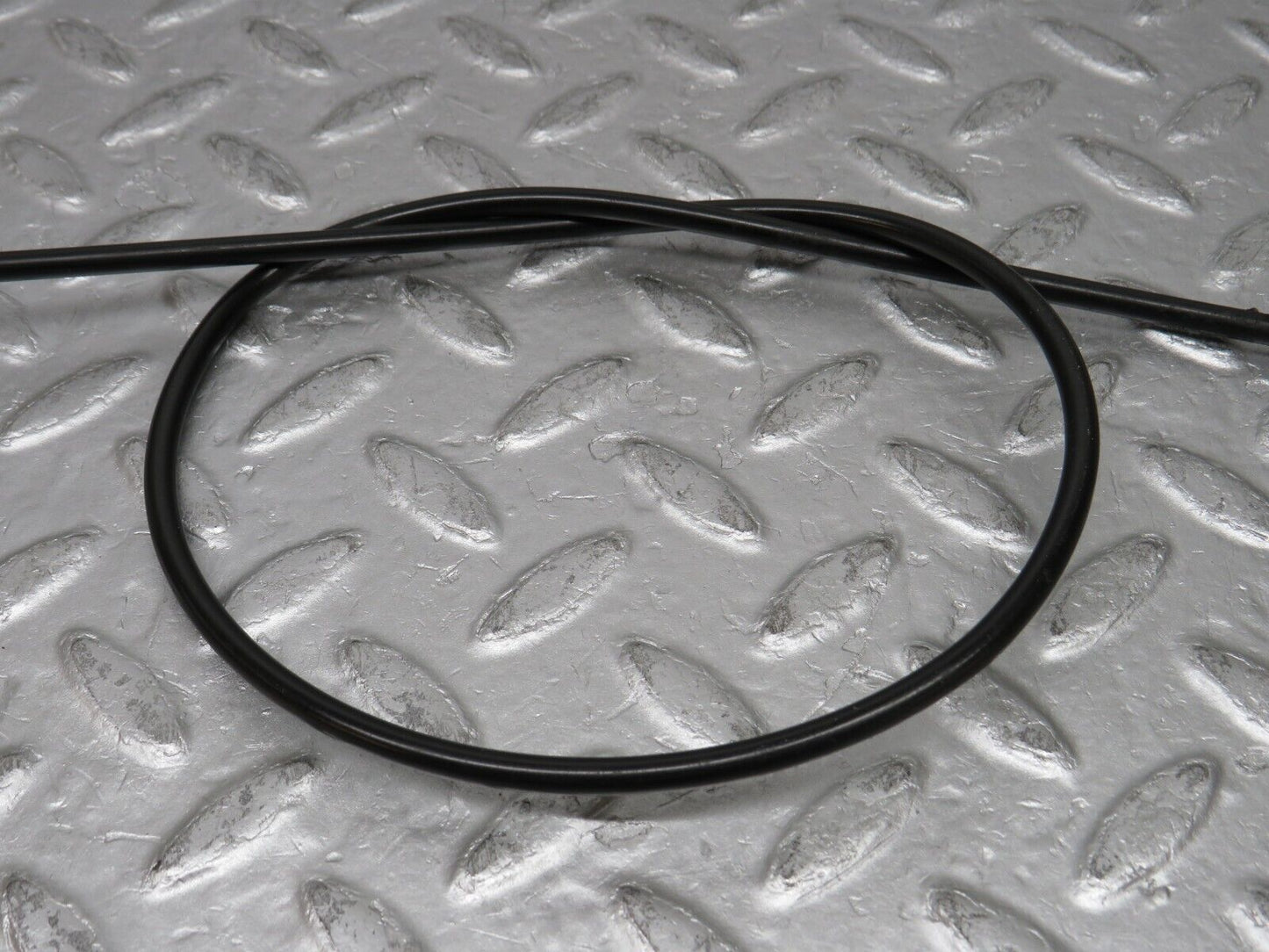 37804 Mercedes-Benz A124 320E Cabriolet Door Lock Cable