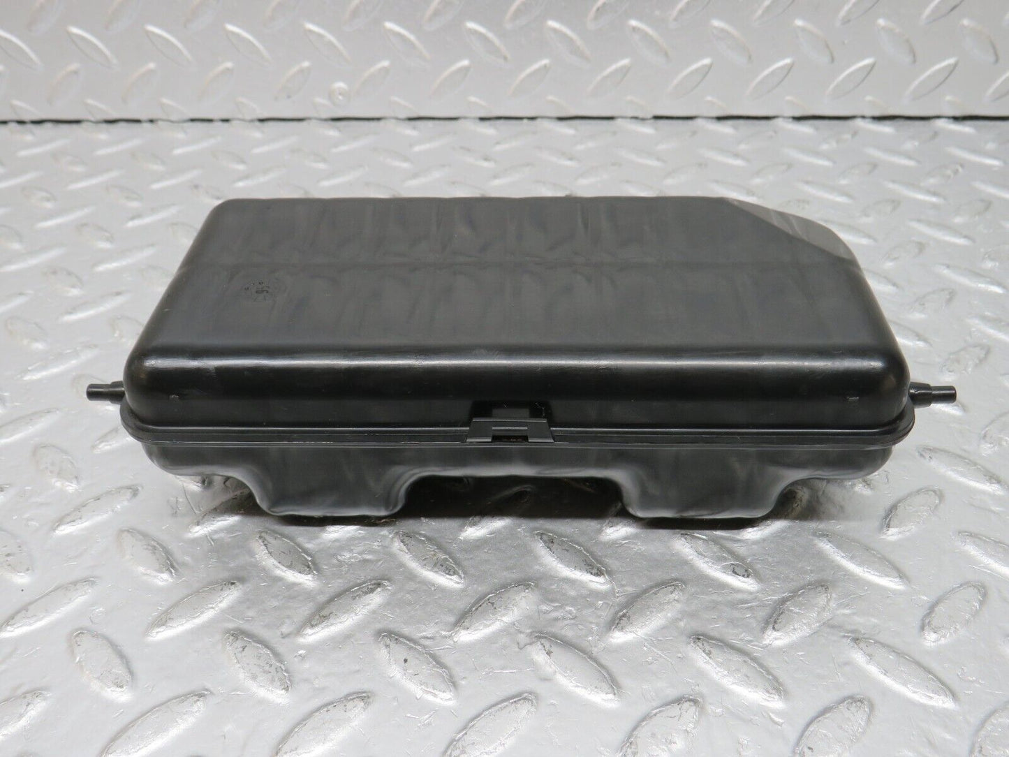 33271 Mercedes-Benz W202 C180 Vacuum Reservoir Tank 1408050019