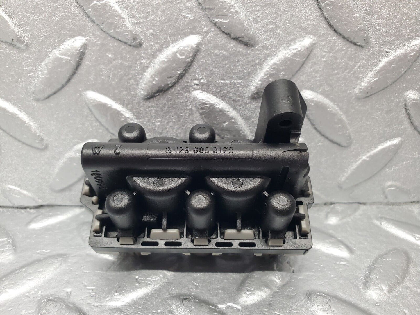 46932 Mercedes-Benz R129 320SL Coupe Engine Vacuum Valve 1298003178
