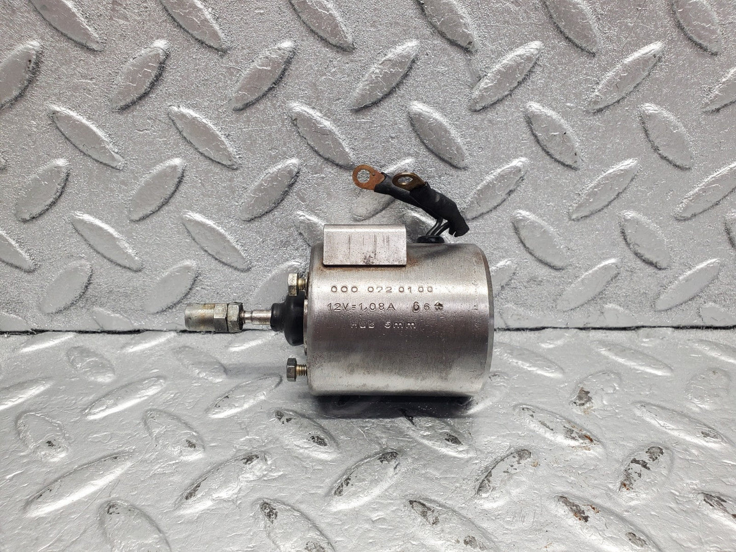 W112 idle solenoid actuator used OEM