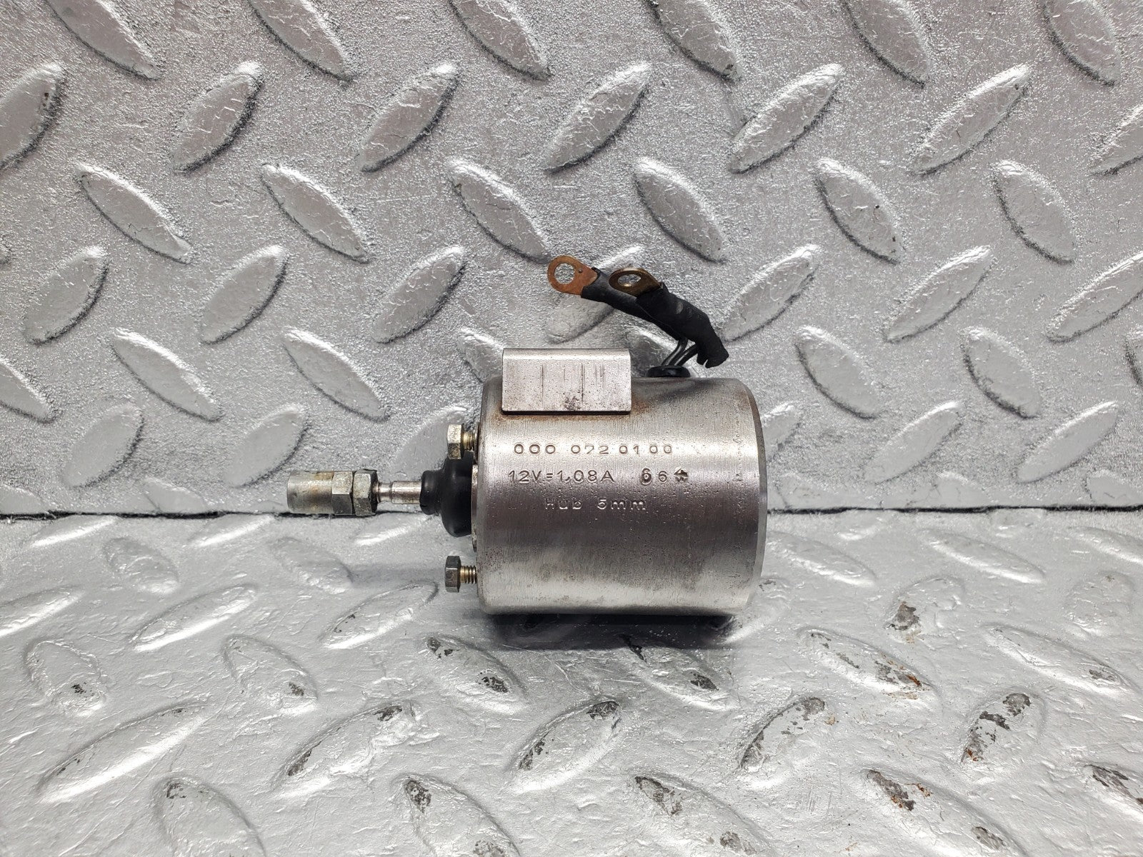 W112 idle solenoid actuator used OEM