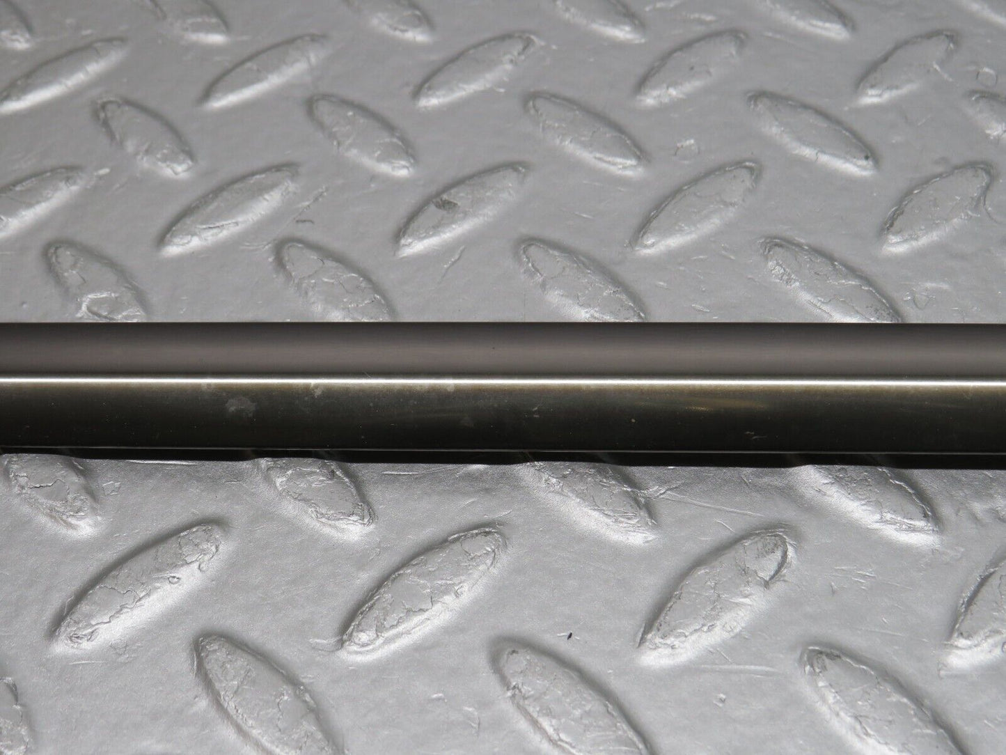 38523 Mercedes-Benz R129 280SL Coupe Right Door Window Moulding Trim