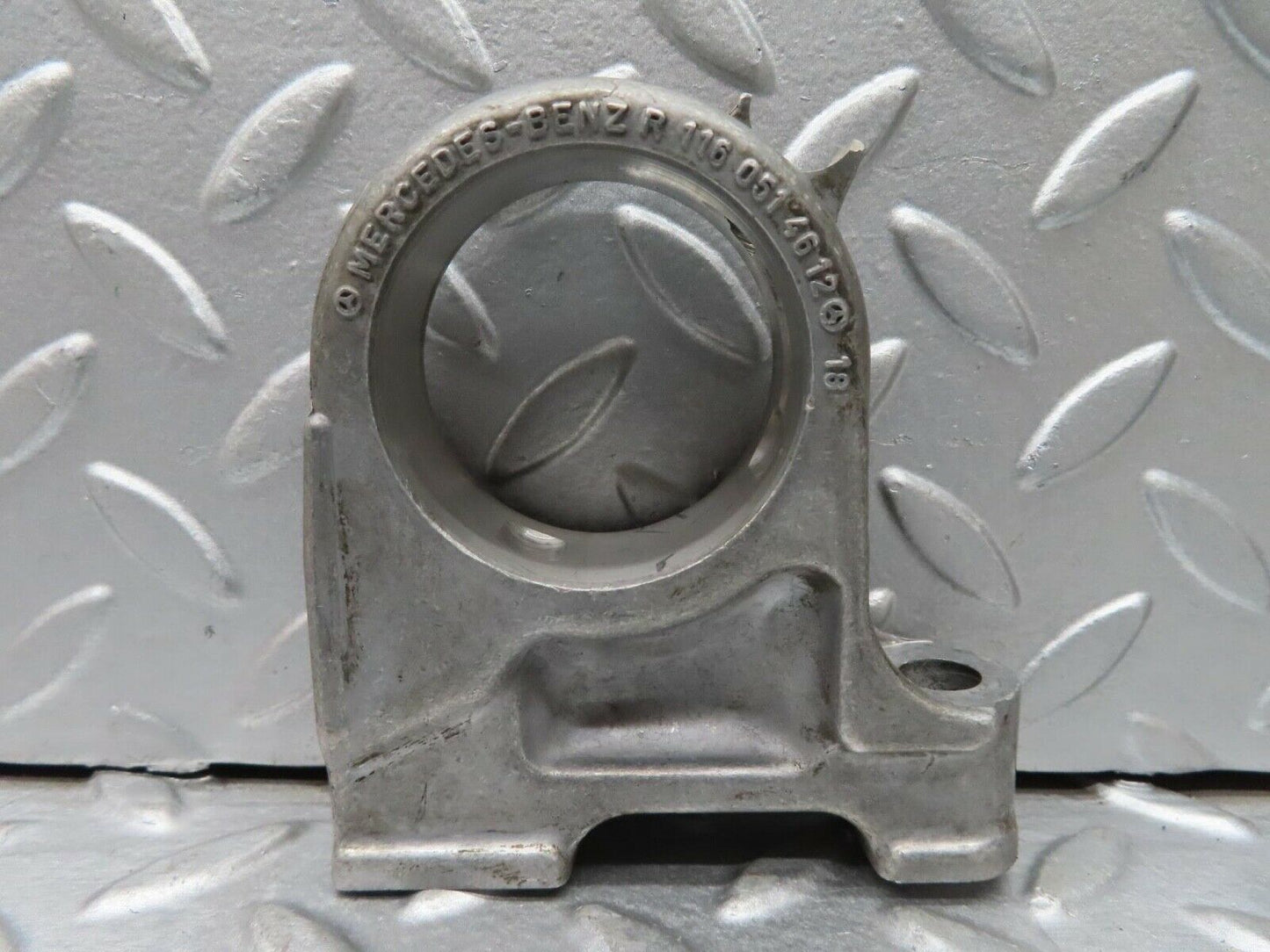 16722 Mercedes-Benz C107 380SLC Camshaft Tower Bearing 1160514612