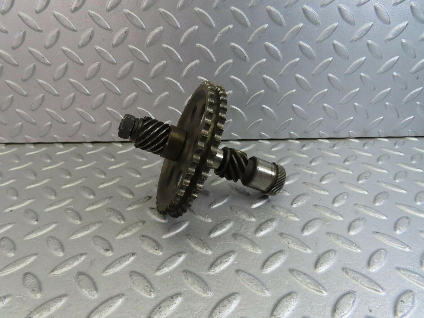 10223 Mercedes-Benz W111 220SE Intermediate Gear 1270520202