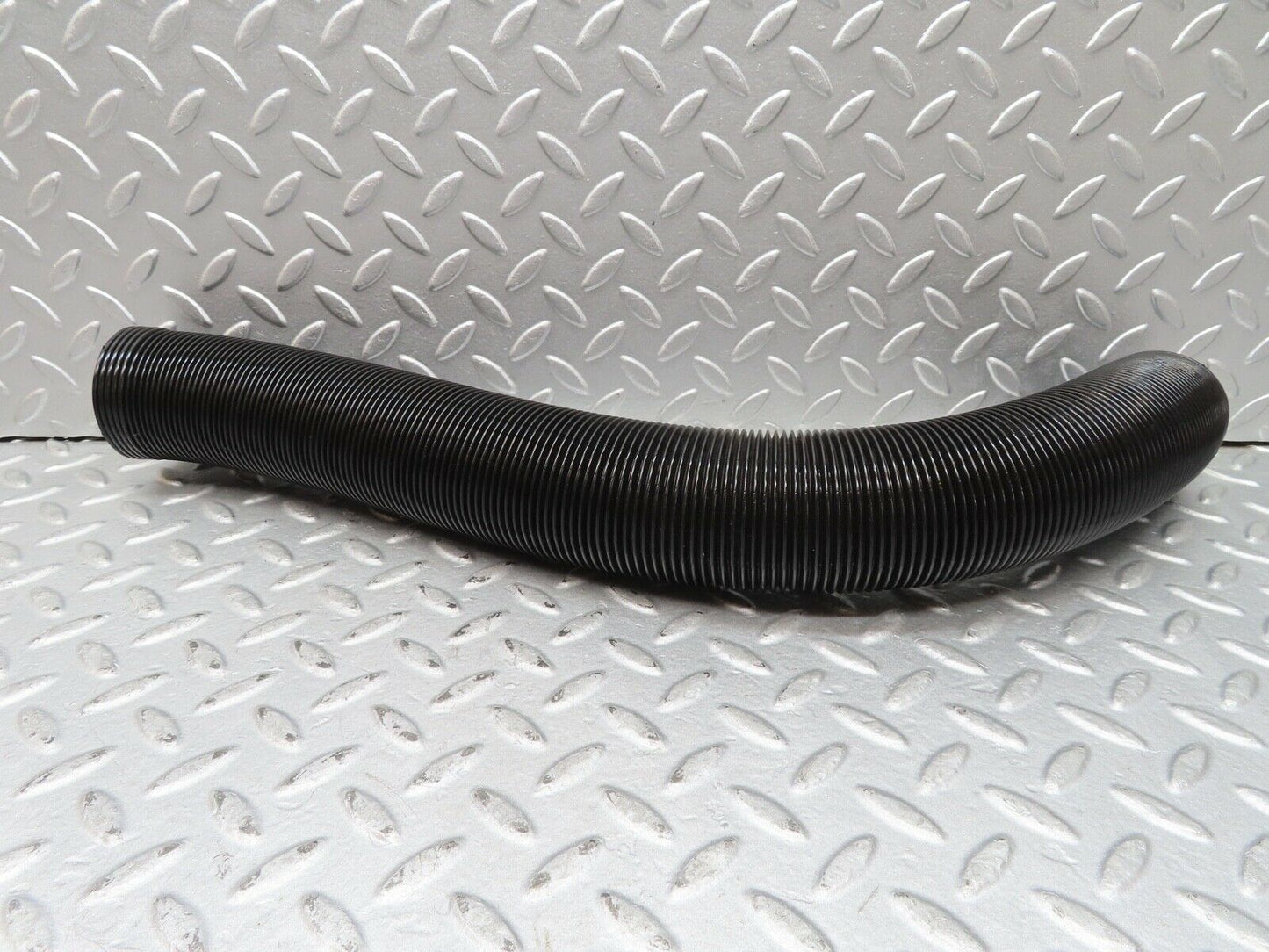 16831 Mercedes-Benz C123 280CE Coupe Dash Air Vent Pipe