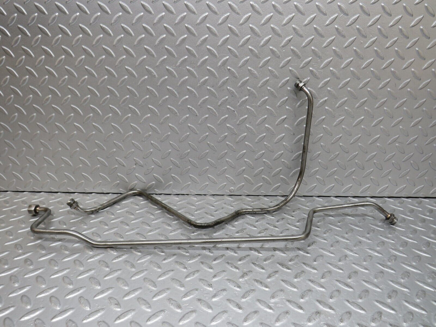 37667 Mercedes-Benz W109 300SEL Power Steering Oil Hose Pipe