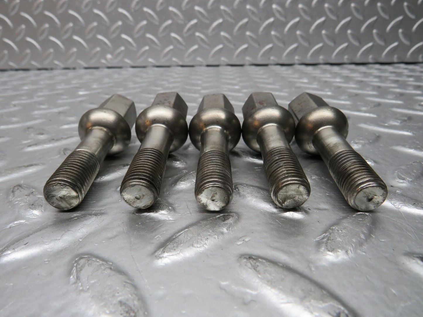 30527 Mercedes-Benz 5x Alloy Wheel Lug Bolt M12x1.5