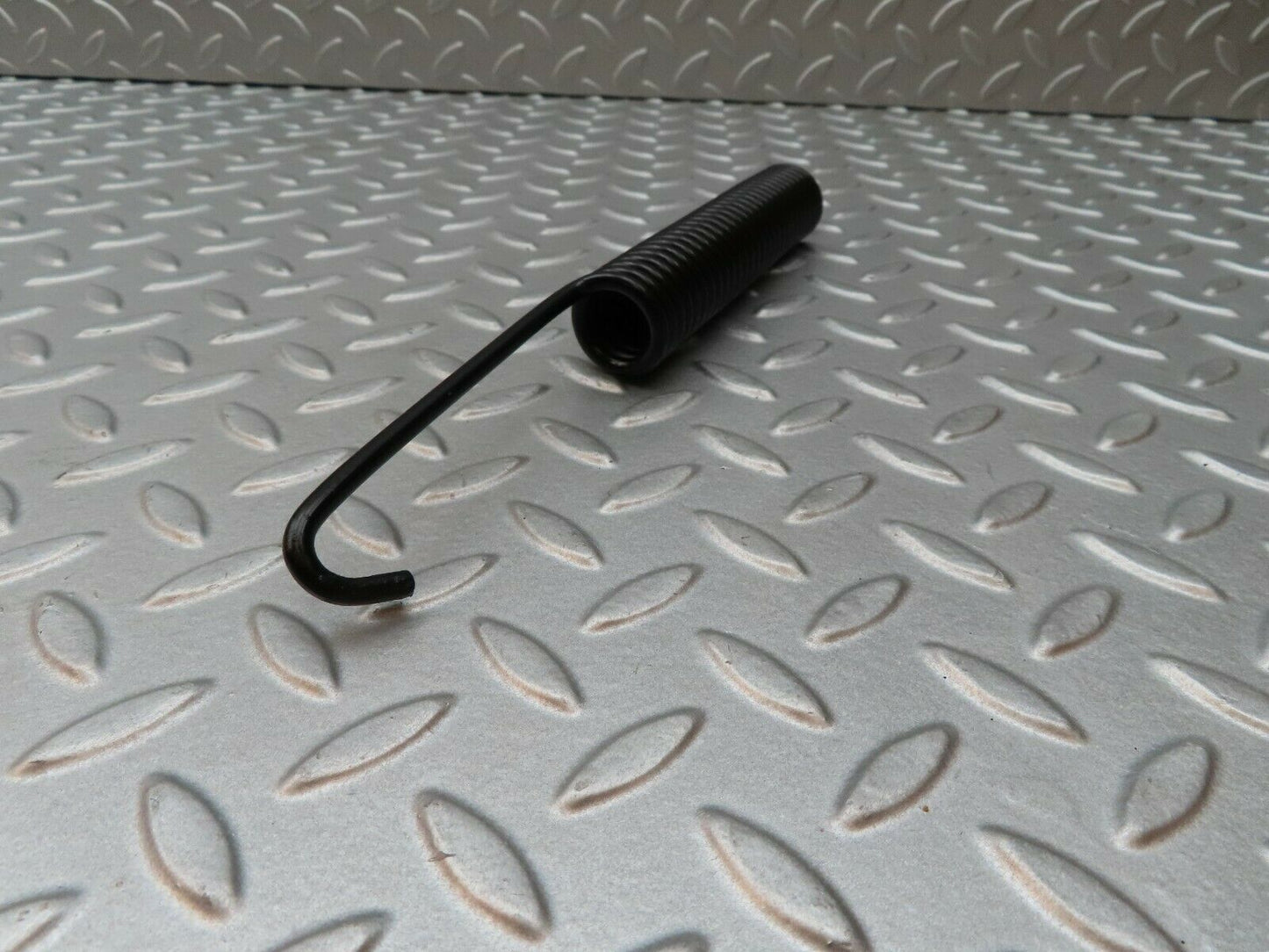 4566 Mercedes-Benz W108 280SE Bonnet Hinge Spring
