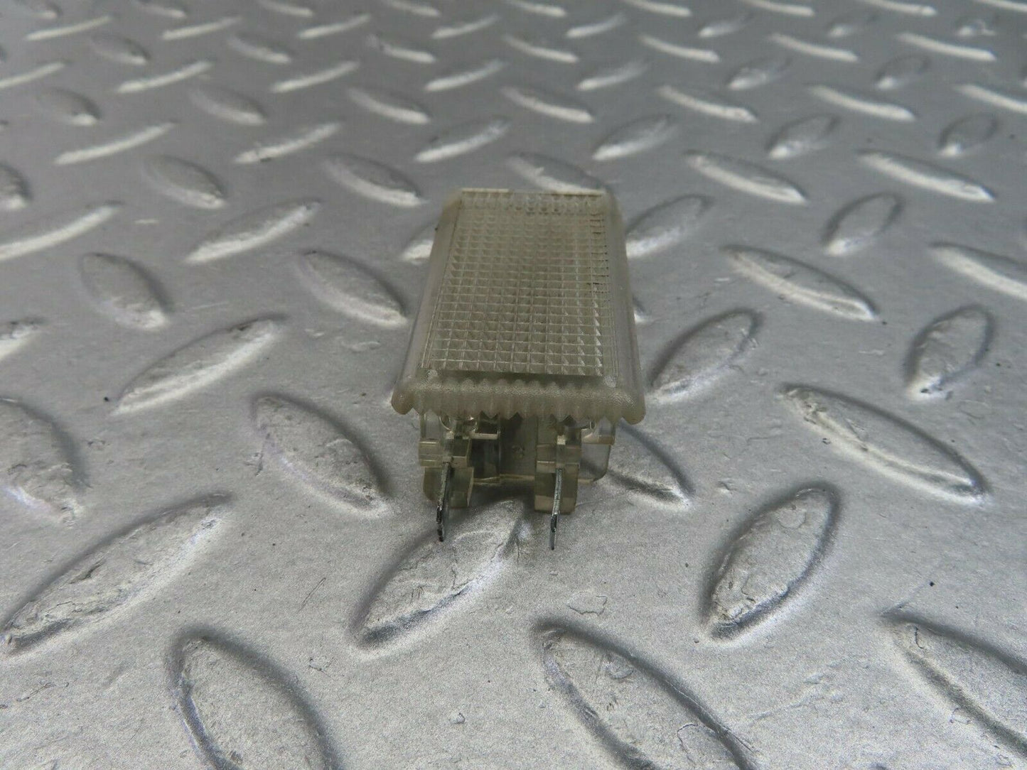 10141 Mercedes-Benz C123 230CE Coupe Glove Box Light